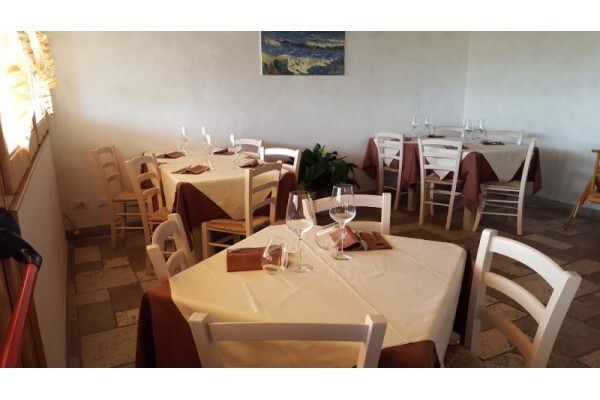 Immagine 6 di Bar / Ristorante in vendita  in Viale Europa 18 a Viareggio