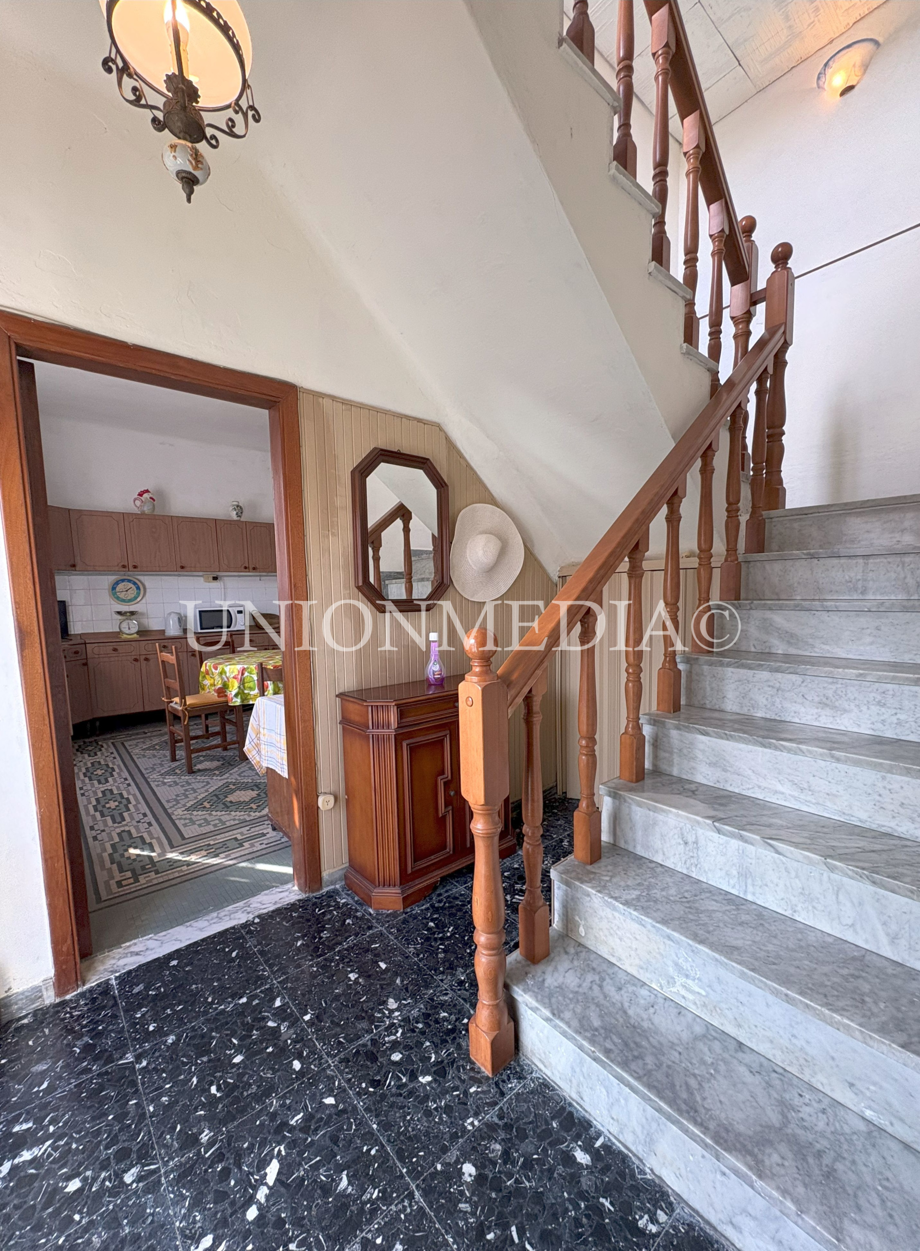 Immagine 13 di Porzione di casa in vendita  in Via Umberto Biancamano 88 a La Spezia