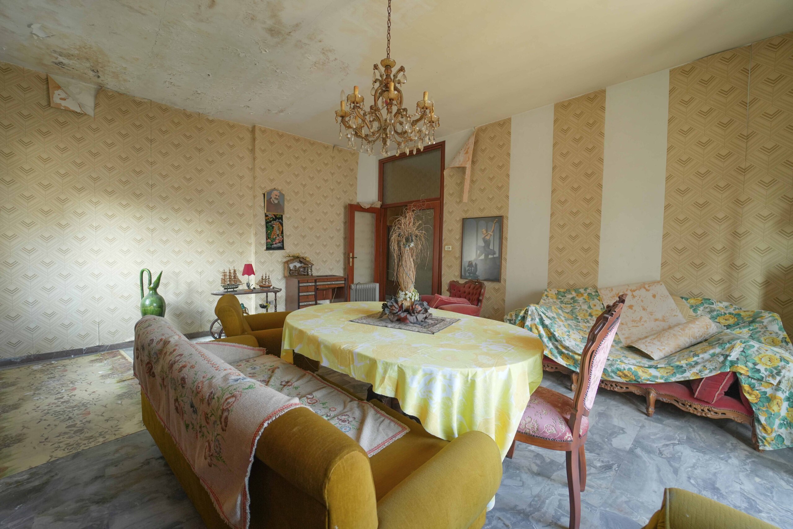 Immagine 4 di Pentalocale in vendita  in Viale San Bernardo 33 a Rimini