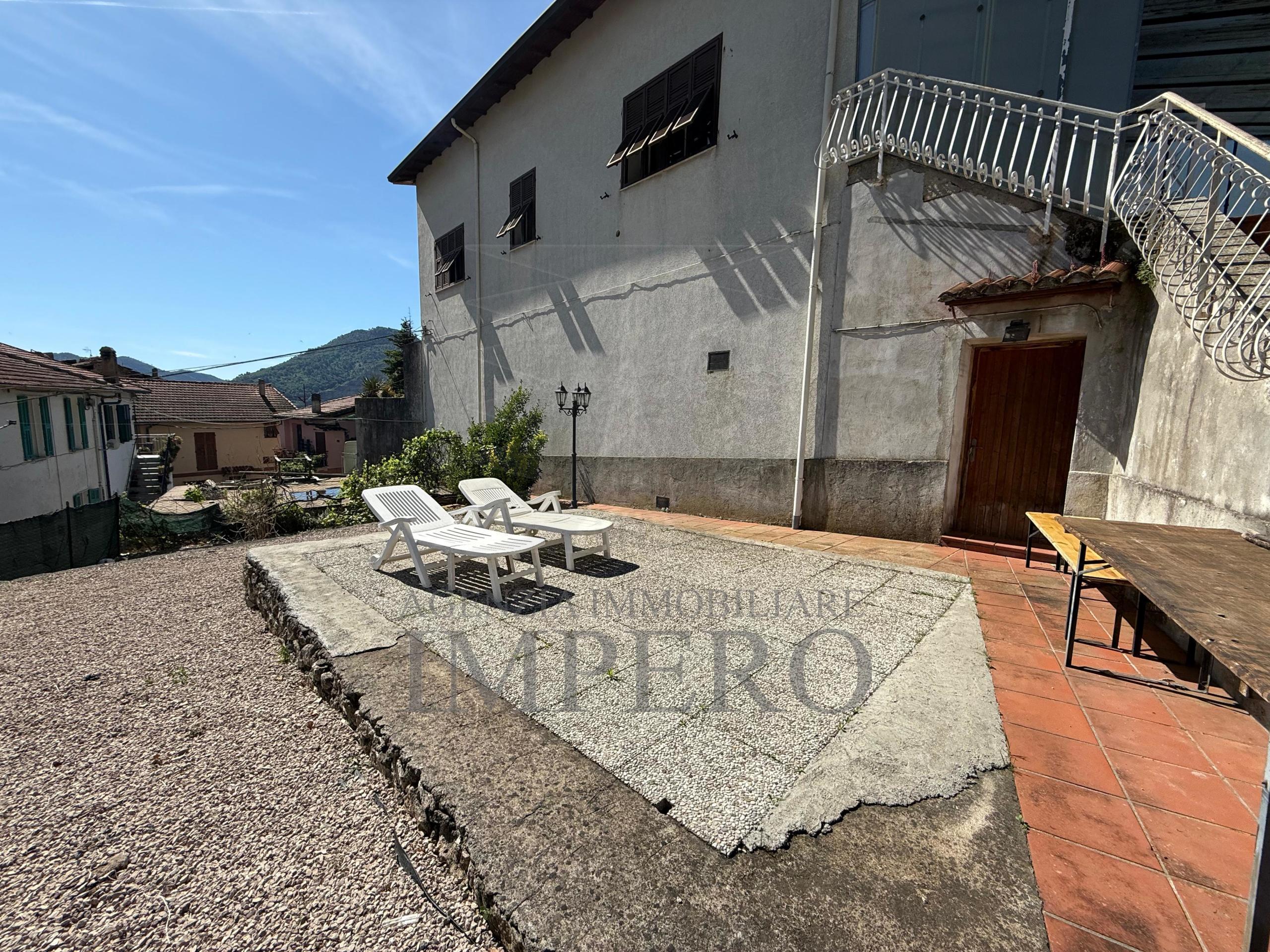 Immagine 29 di Porzione di casa in vendita  in Via Serro Inferiore 15 a Ventimiglia