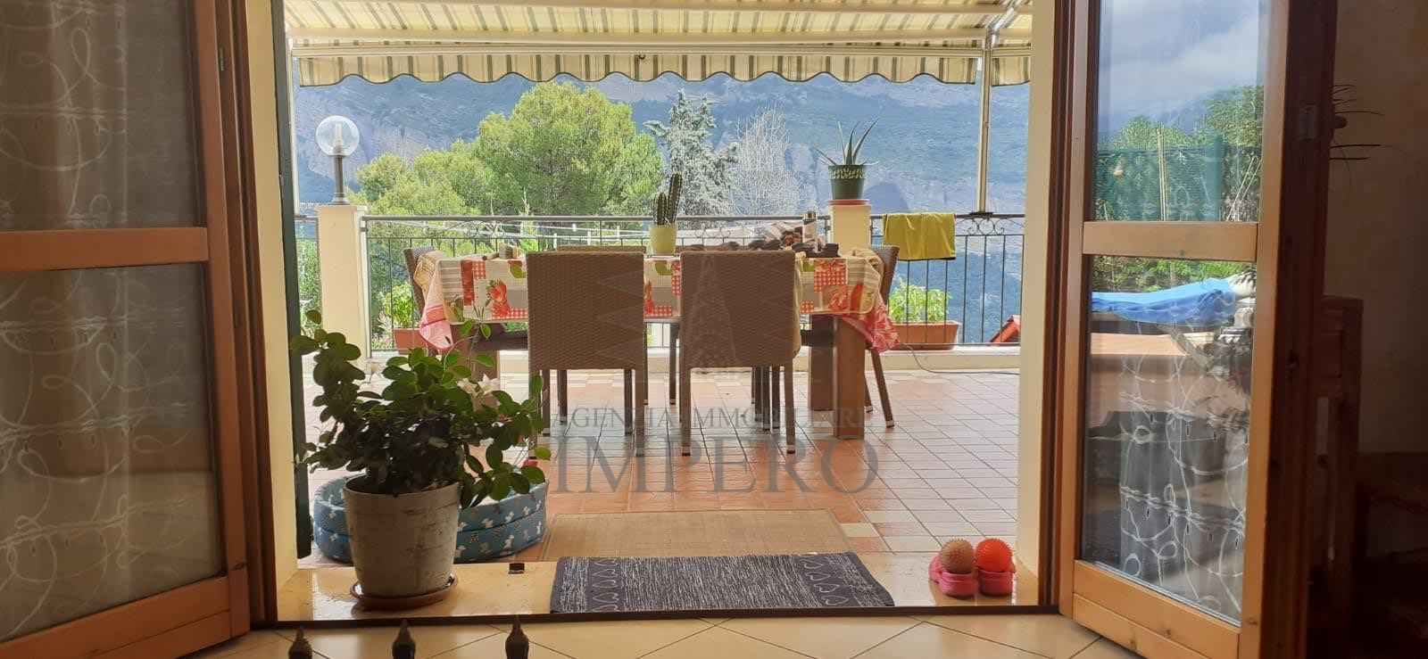 Immagine 7 di Porzione di casa in vendita  in Via Sant'Anna 111 a Ventimiglia