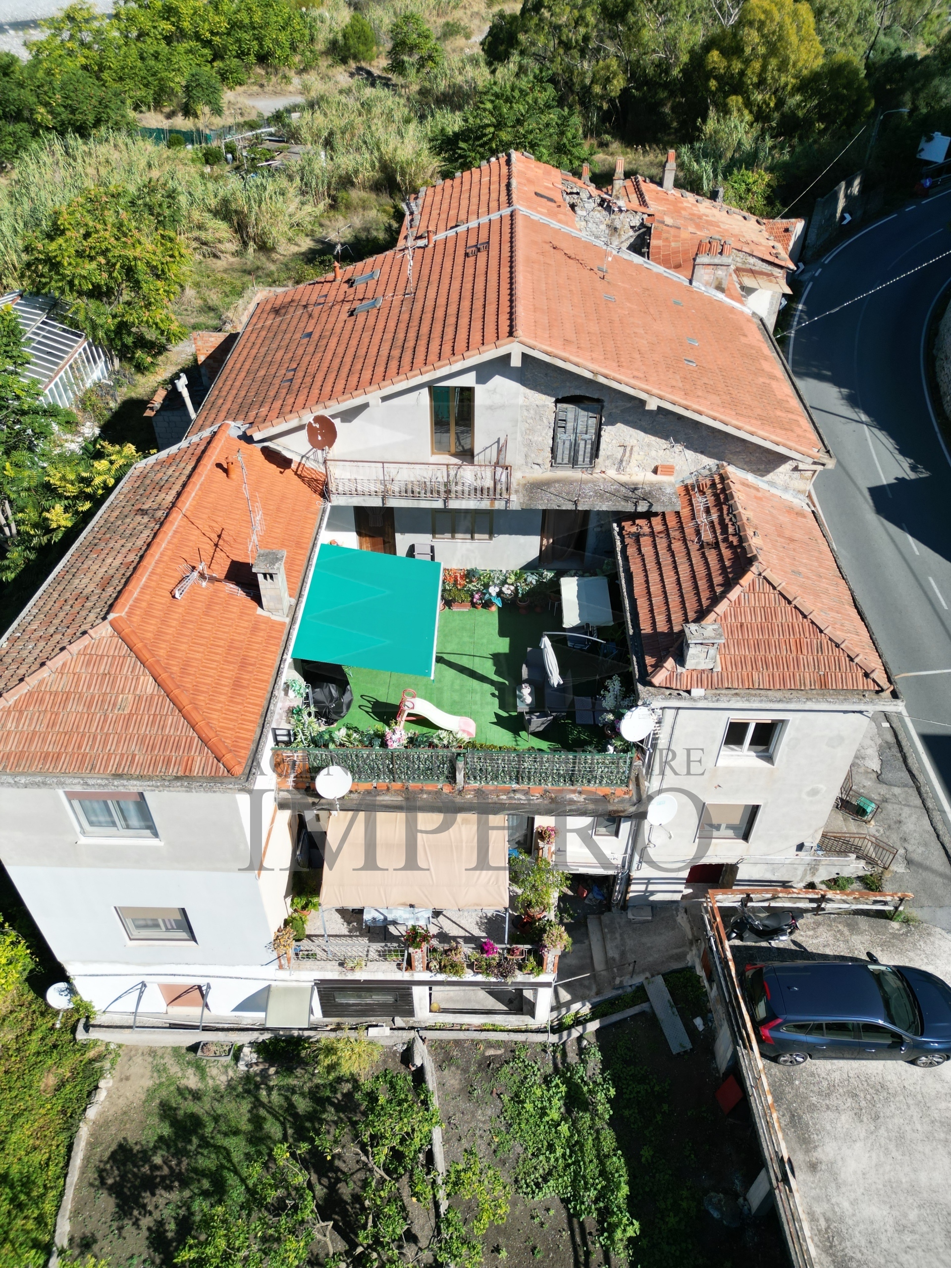 Immagine 4 di Quadrilocale in vendita  in Via Edmondo de Amicis 47 a Ventimiglia