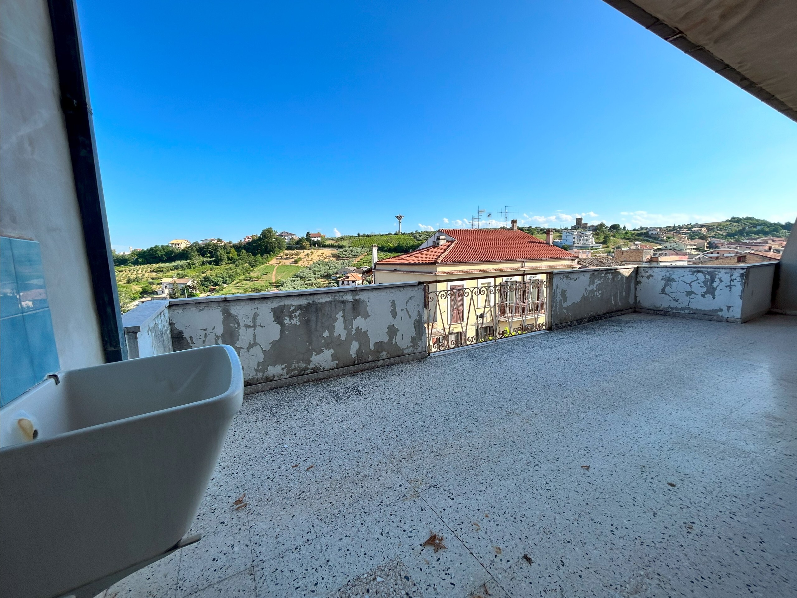 Immagine 23 di Casa bifamiliare in vendita  a Ripa Teatina