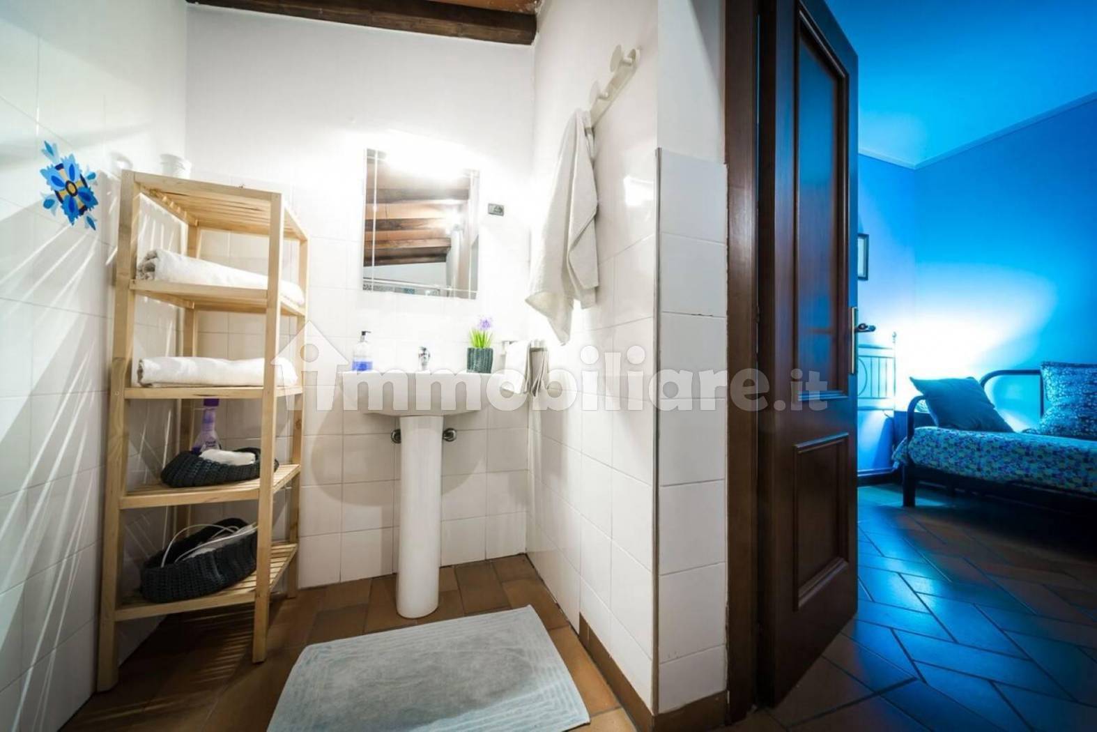 Immagine 21 di Casa bifamiliare in vendita  in Via di Villanova 470 a Modena