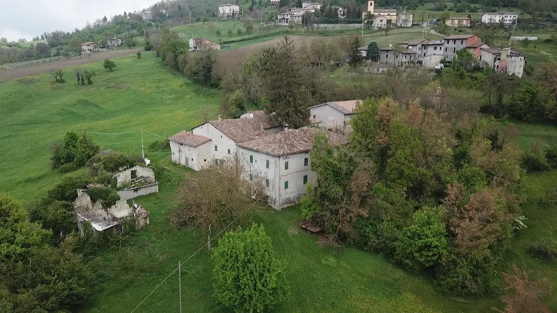 Immagine 9 di Rustico / casale in vendita  a Zocca