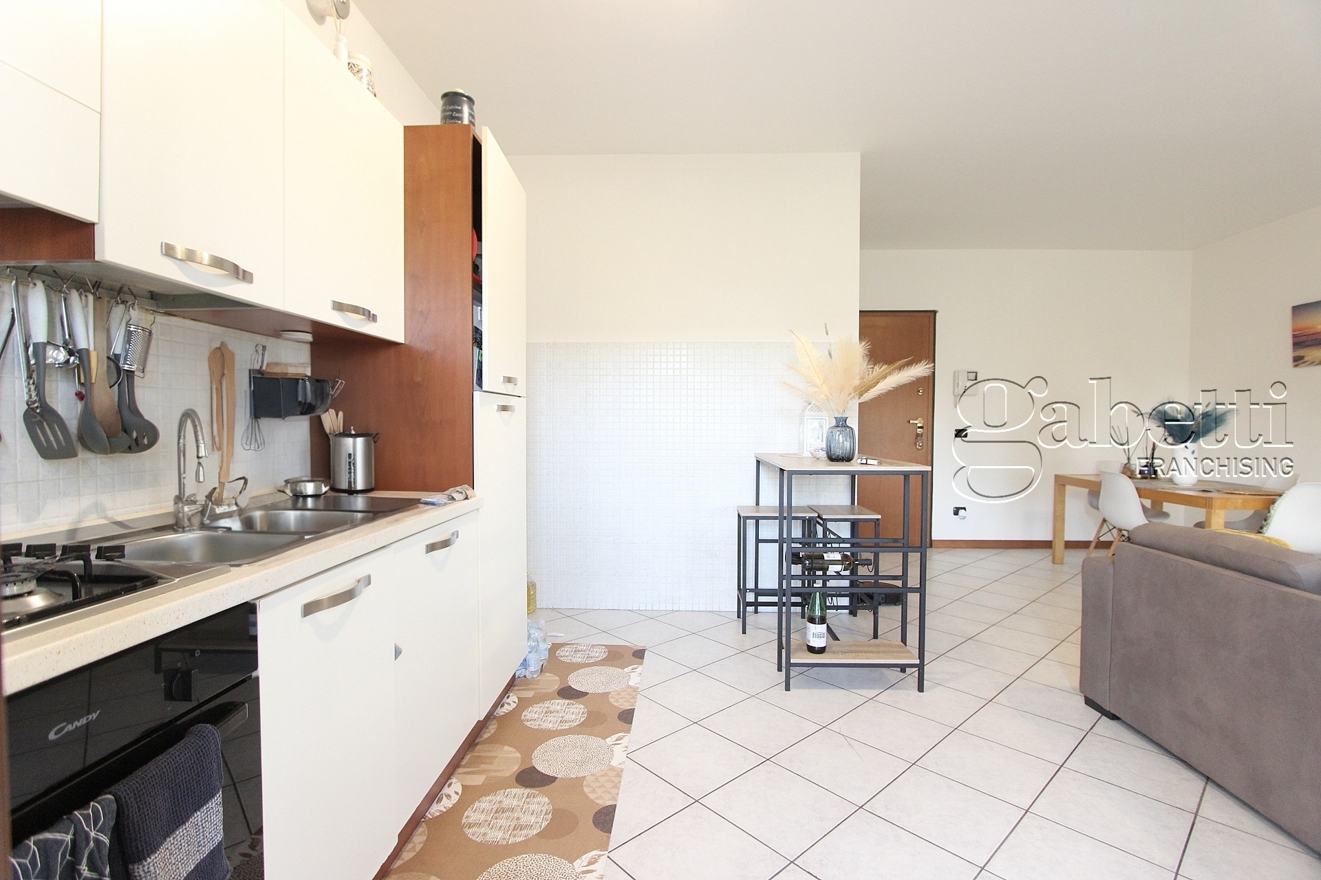 Immagine 7 di Trilocale in vendita  in giacomo leopardi a Lainate