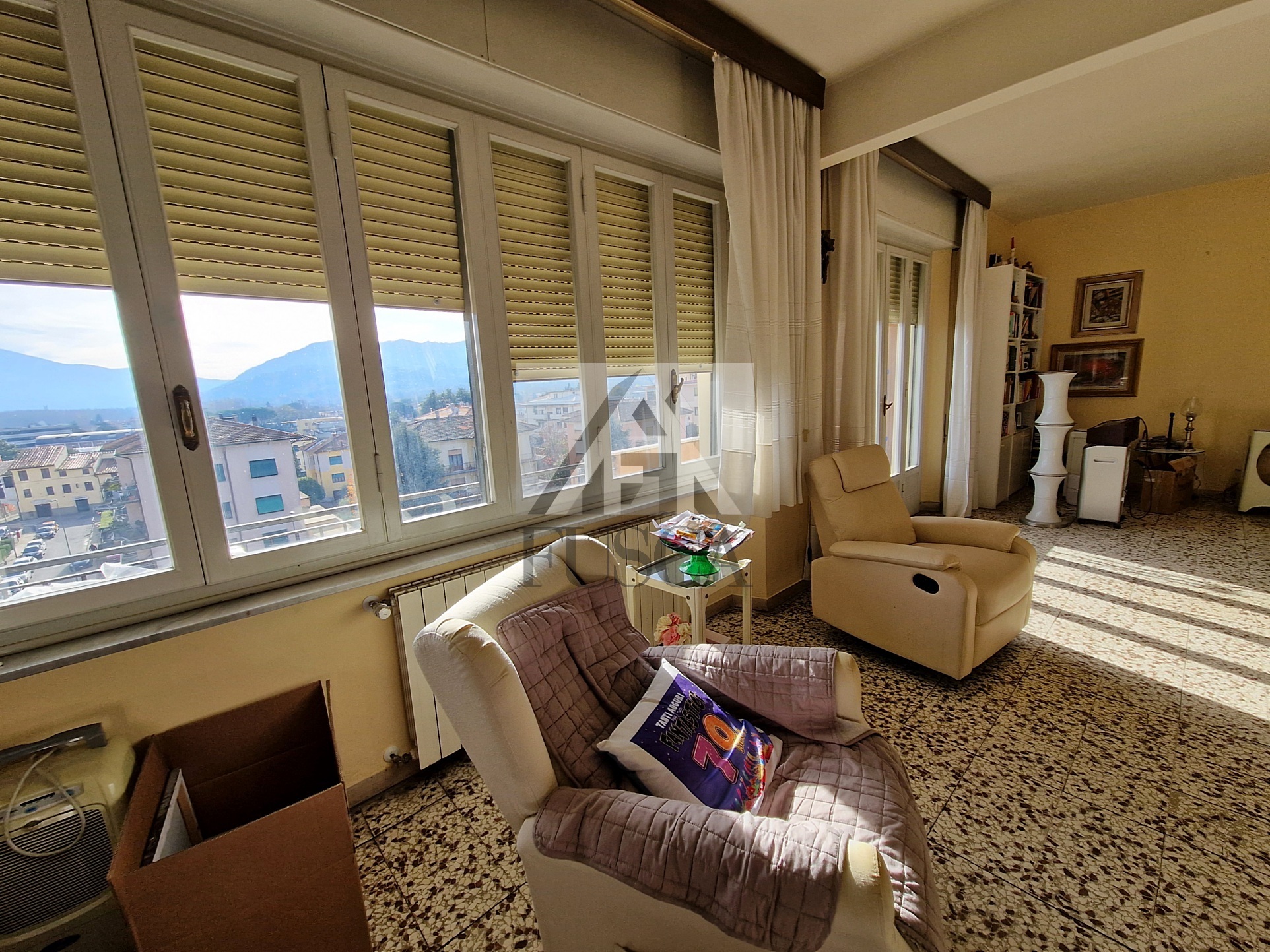 Immagine 4 di Pentalocale in vendita  in via pisana a Lucca