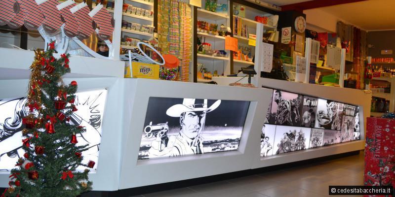 Immagine 9 di Attività commerciale in vendita  in Via Fillungo a Lucca