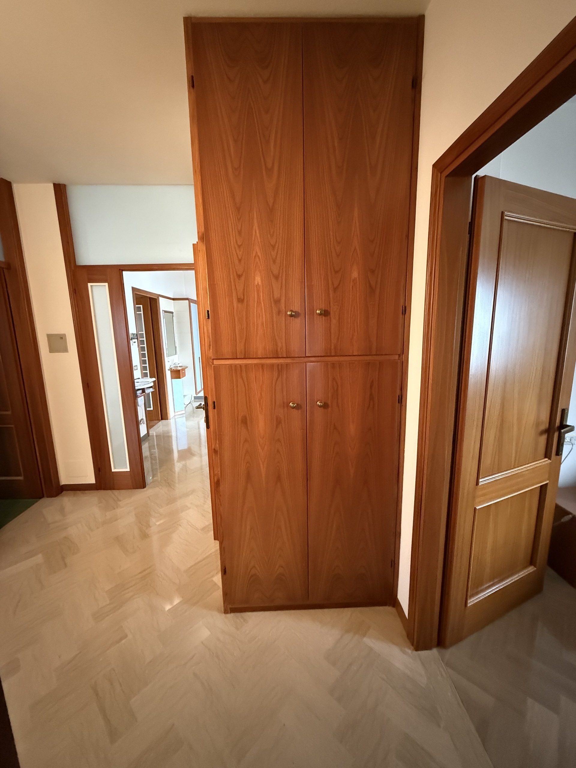 Immagine 38 di Pentalocale in vendita  in Via Busca 115 a Santarcangelo Di Romagna