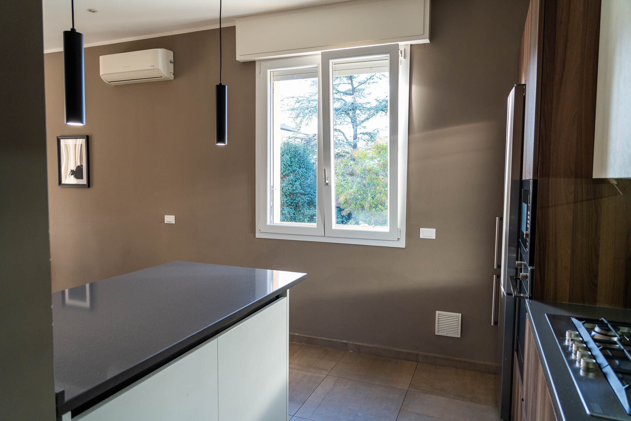 Immagine 5 di Quadrilocale in vendita  in Viale San Gottardo a Rimini