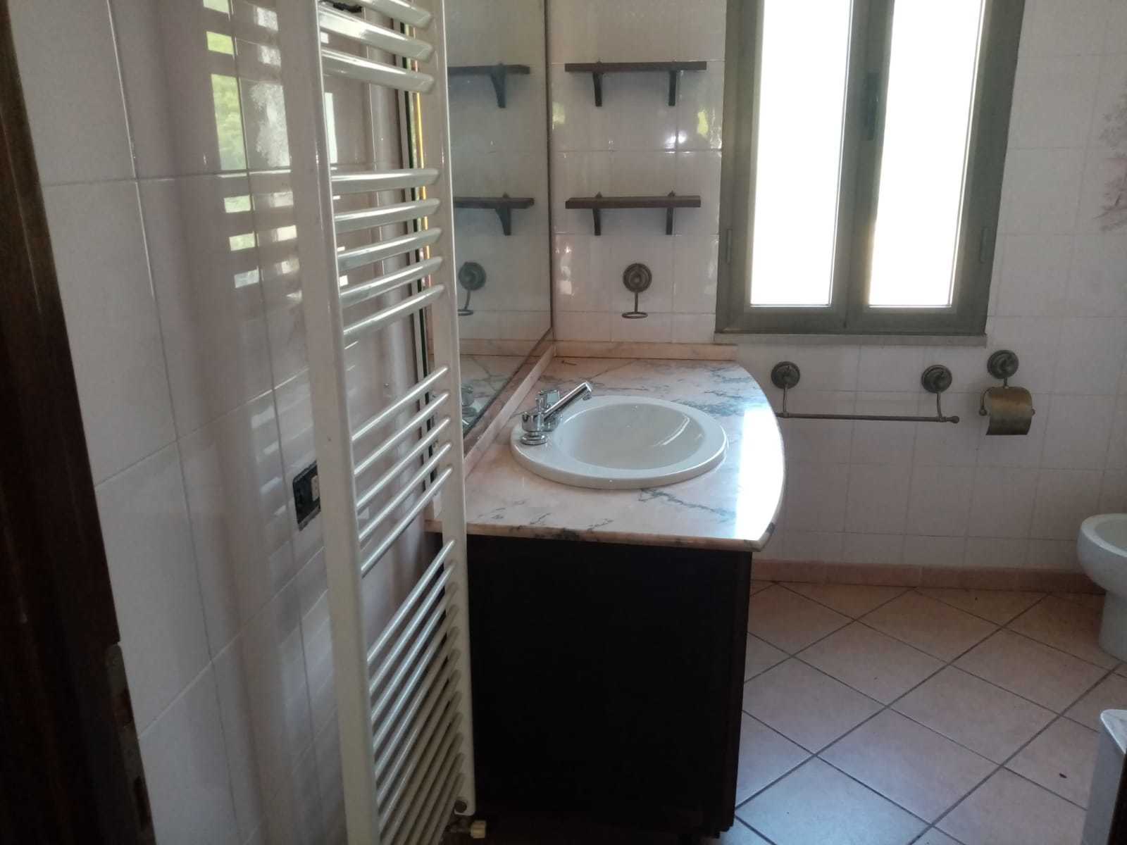 Immagine 38 di Villa in vendita  in Via Annamaria Mozzoni 11 a Labro