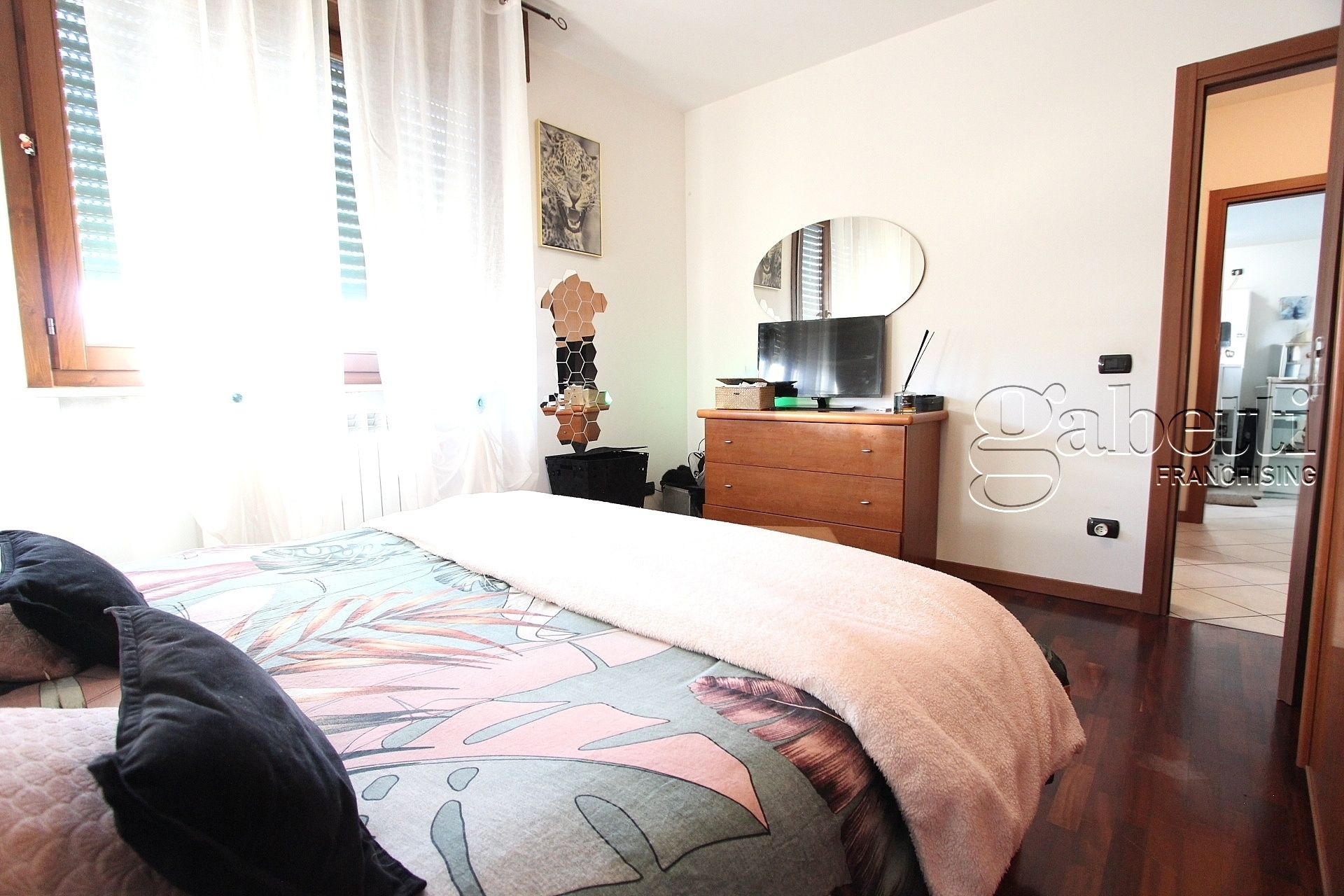 Immagine 13 di Trilocale in vendita  in giacomo leopardi a Lainate