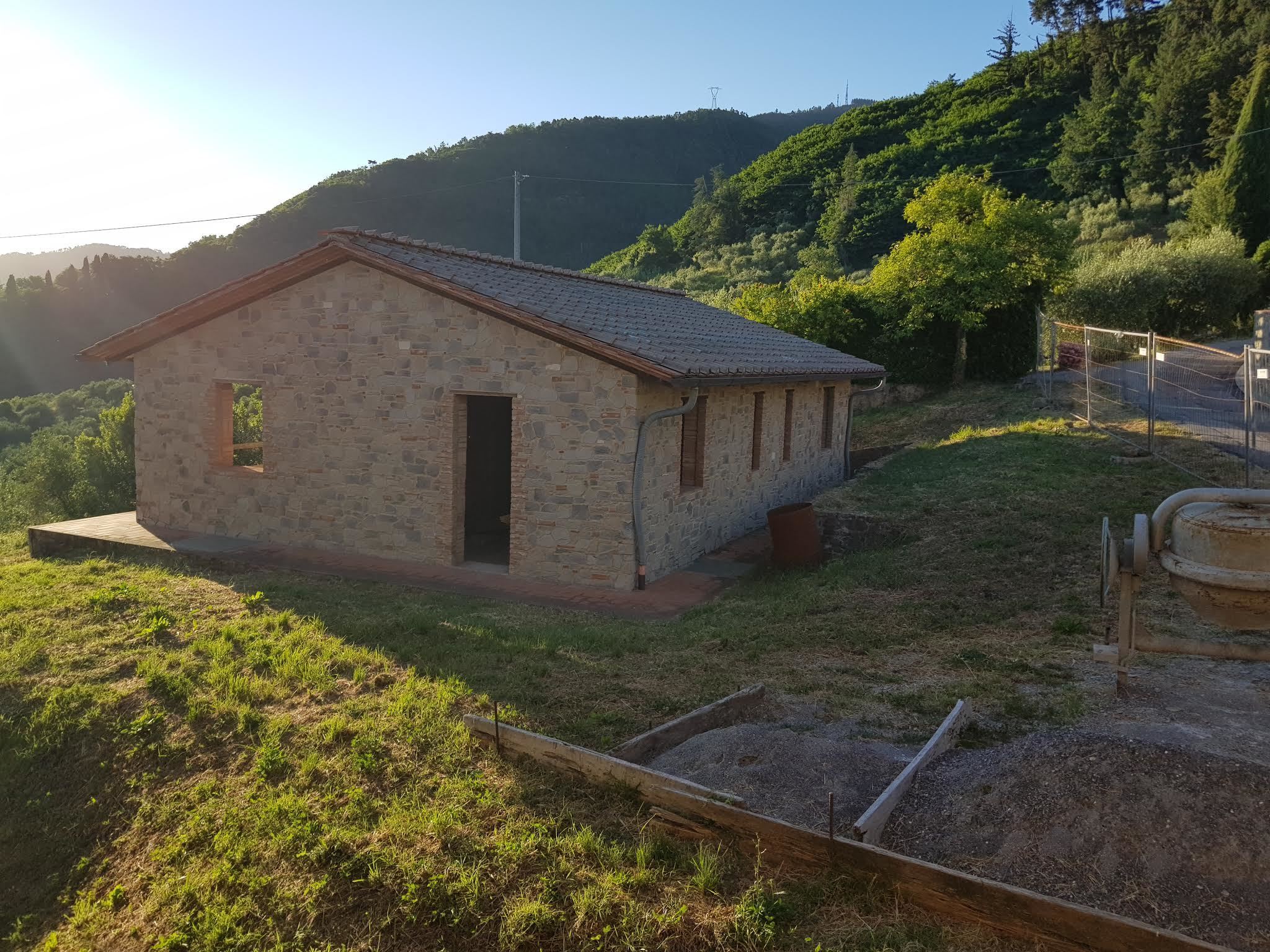 Immagine 17 di Rustico / casale in vendita  in Via di Matraia a Capannori