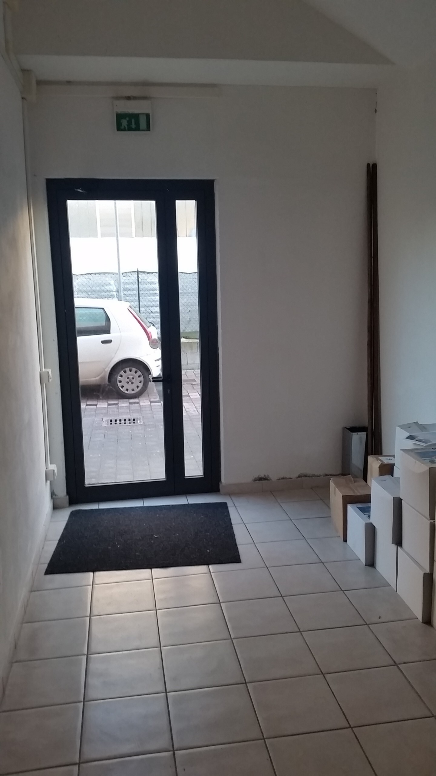 Immagine 5 di Ufficio in vendita  in Via de gasperi a Lucca