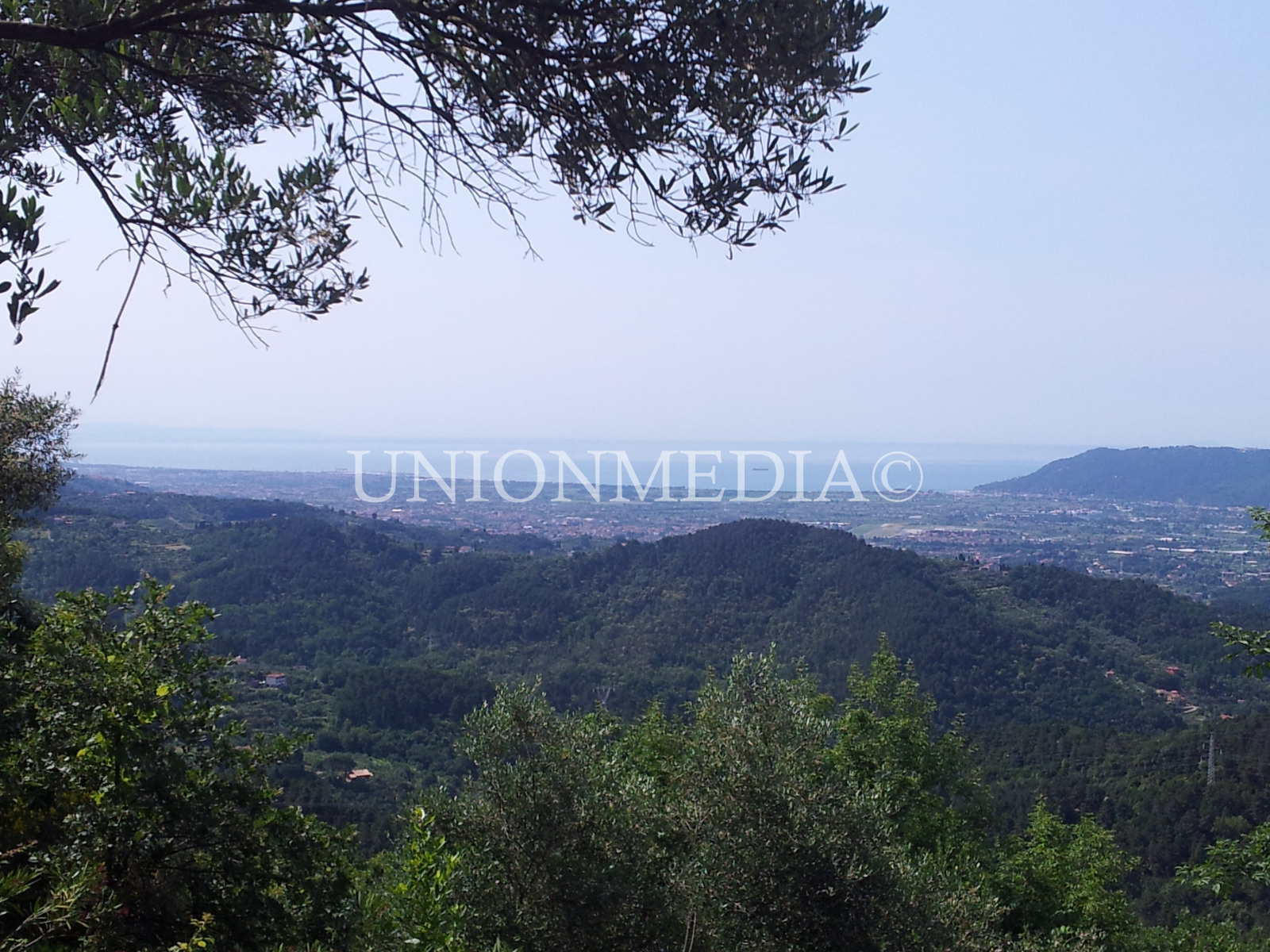 Immagine 1 di Rustico / casale in vendita  in via carignano a Fosdinovo