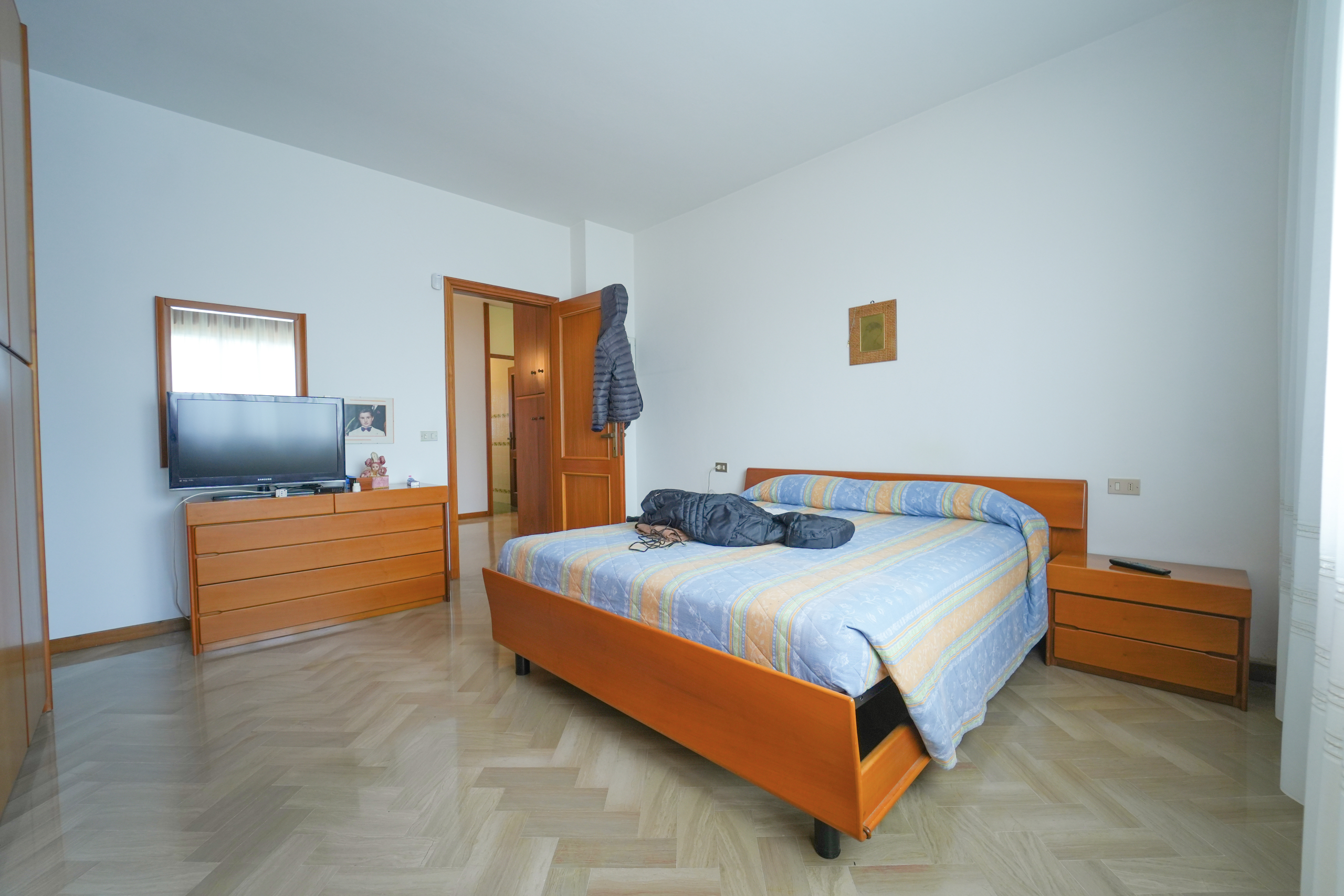 Immagine 51 di Pentalocale in vendita  in Via Busca 115 a Santarcangelo Di Romagna