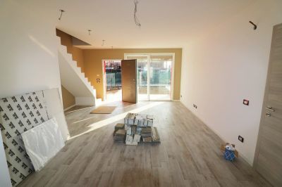 Immagine 1 di Casa bifamiliare in vendita  in Via Gina Romani 15 a Parma