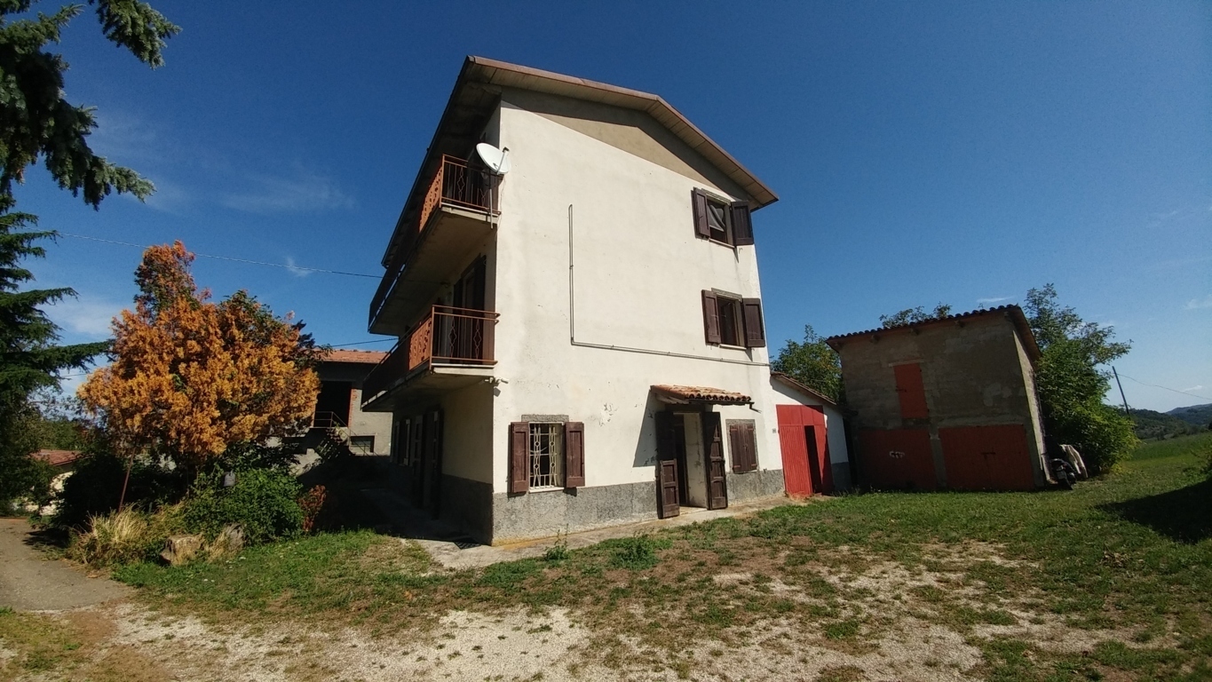 Immagine 5 di Rustico / casale in vendita  in Via Mauro Tesi 1046 a Zocca