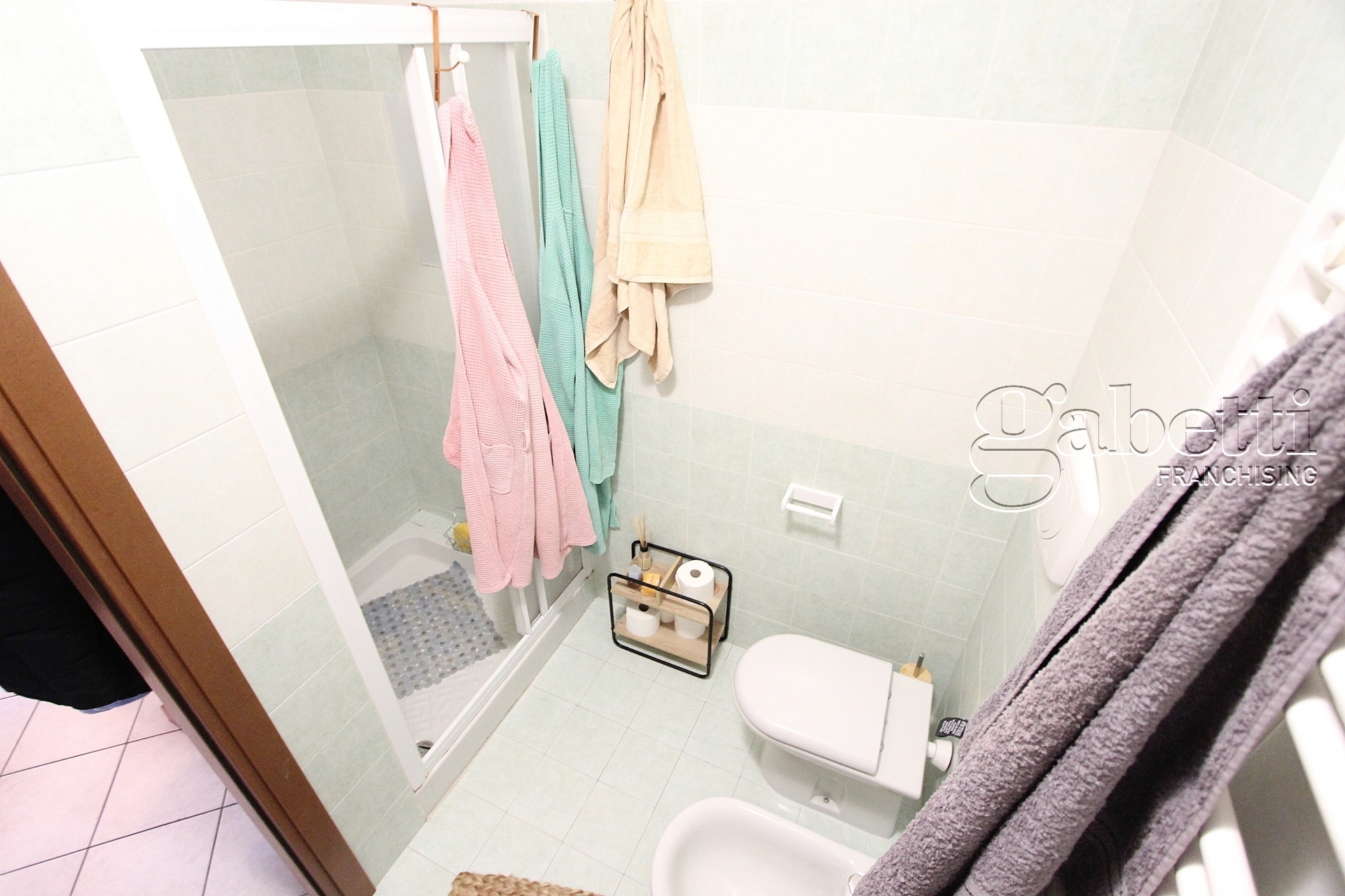 Immagine 21 di Trilocale in vendita  in giacomo leopardi a Lainate