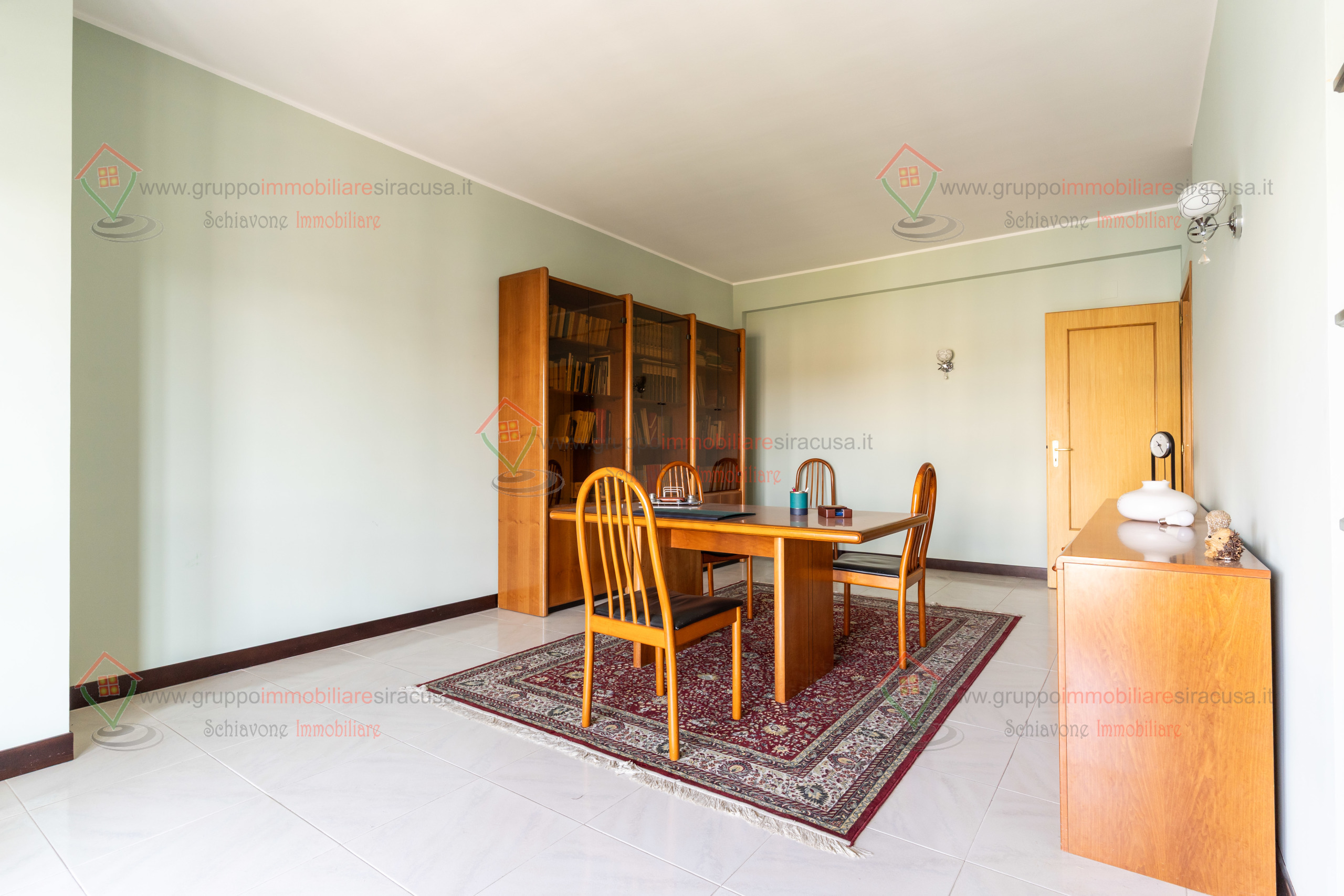 Immagine 8 di Pentalocale in vendita  a Siracusa