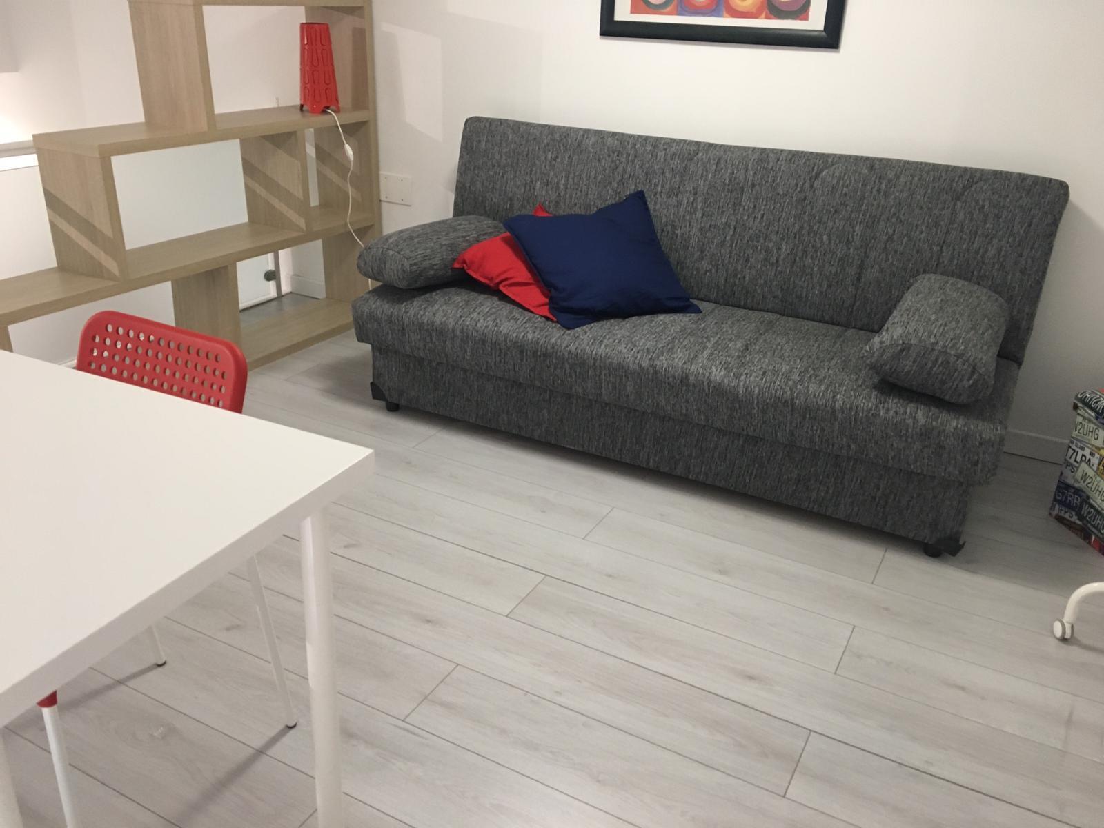 Immagine 14 di Bilocale in affitto  a Siracusa