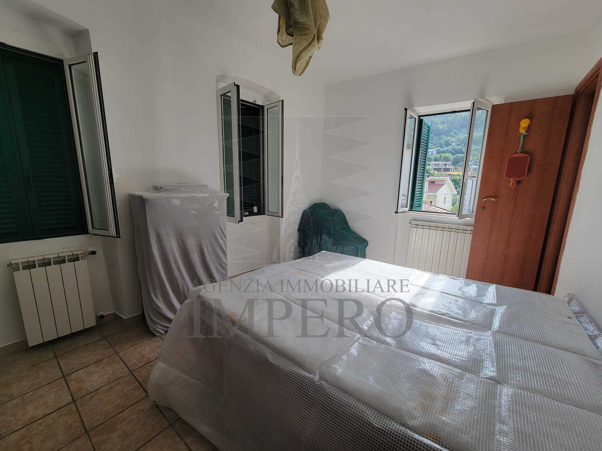 Immagine 20 di Trilocale in vendita  in vicolo orsini 6 a Camporosso