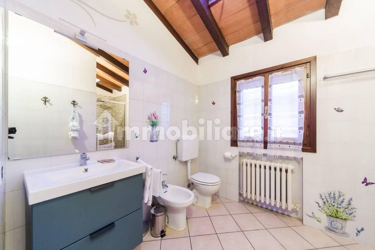 Immagine 22 di Casa bifamiliare in vendita  in Via di Villanova 470 a Modena