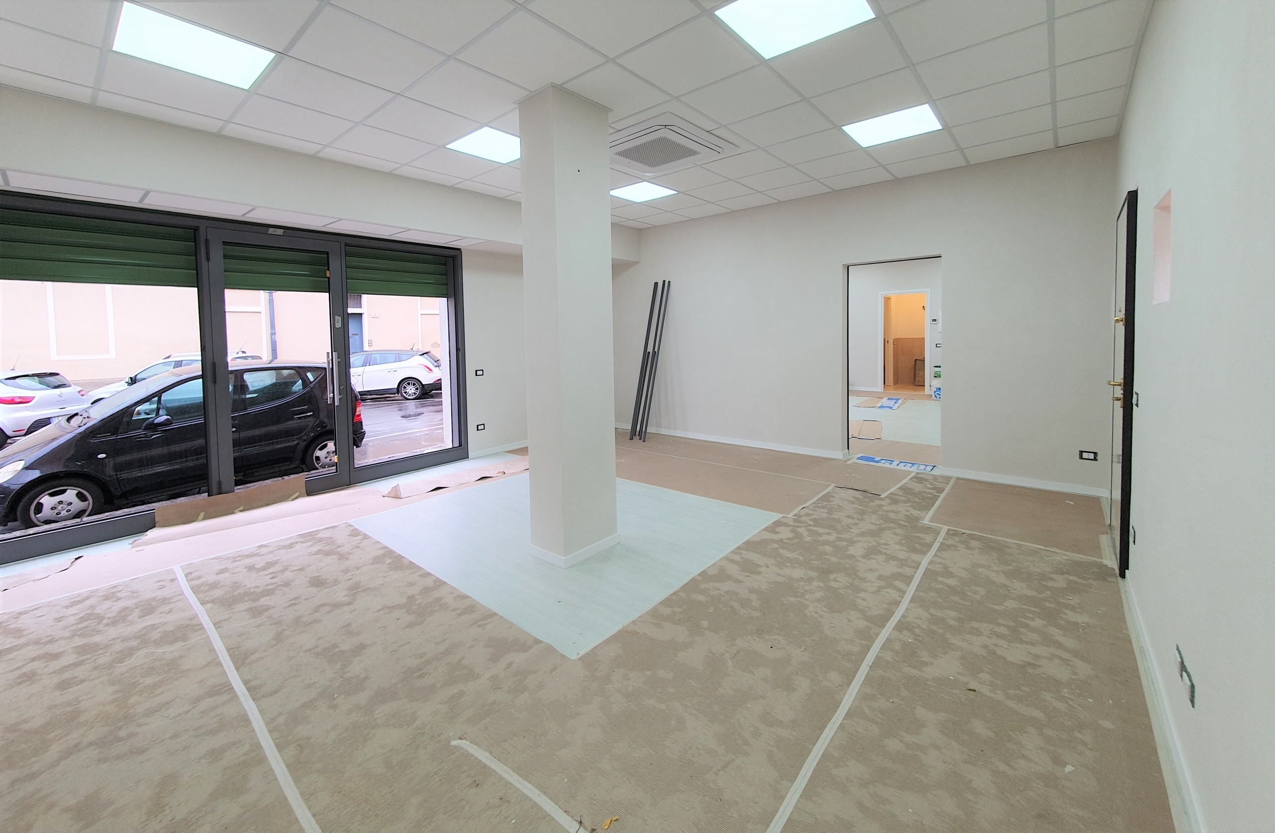 Immagine 3 di Ufficio in vendita  in TRAV. VIA MILANO a Brescia