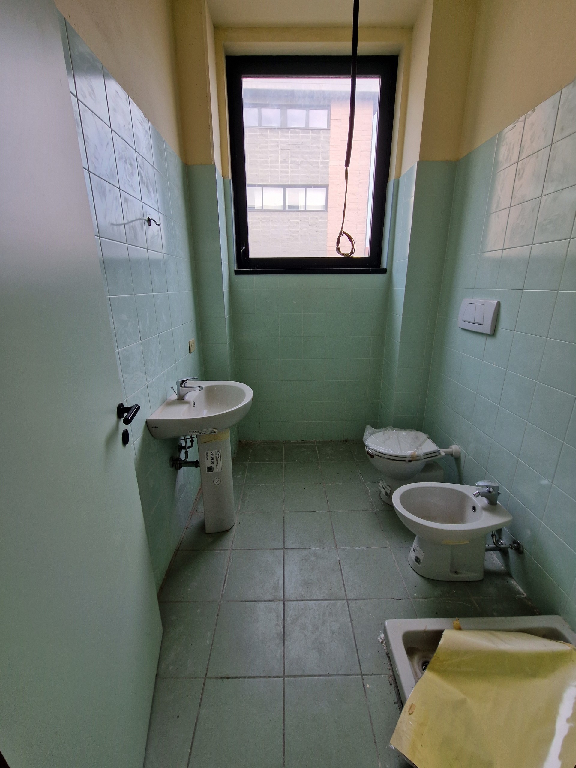 Immagine 9 di Capannone industriale in vendita  in Viale Giacomo Puccini a Lucca