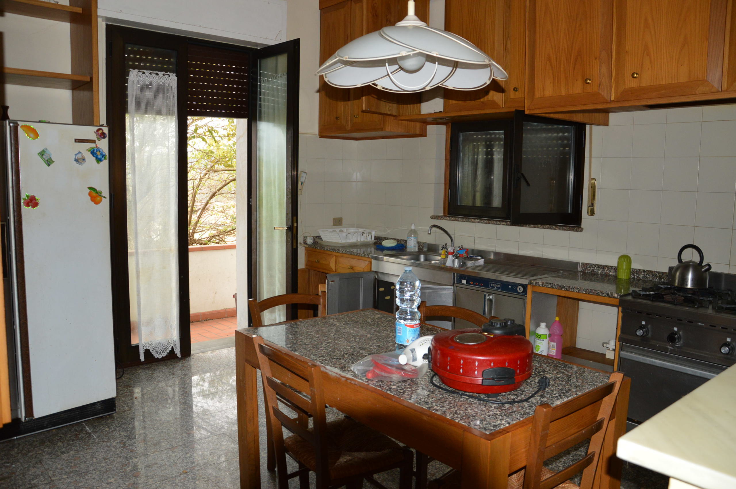 Immagine 9 di Villa in vendita  in Via della Chiesa XXIV a Lucca