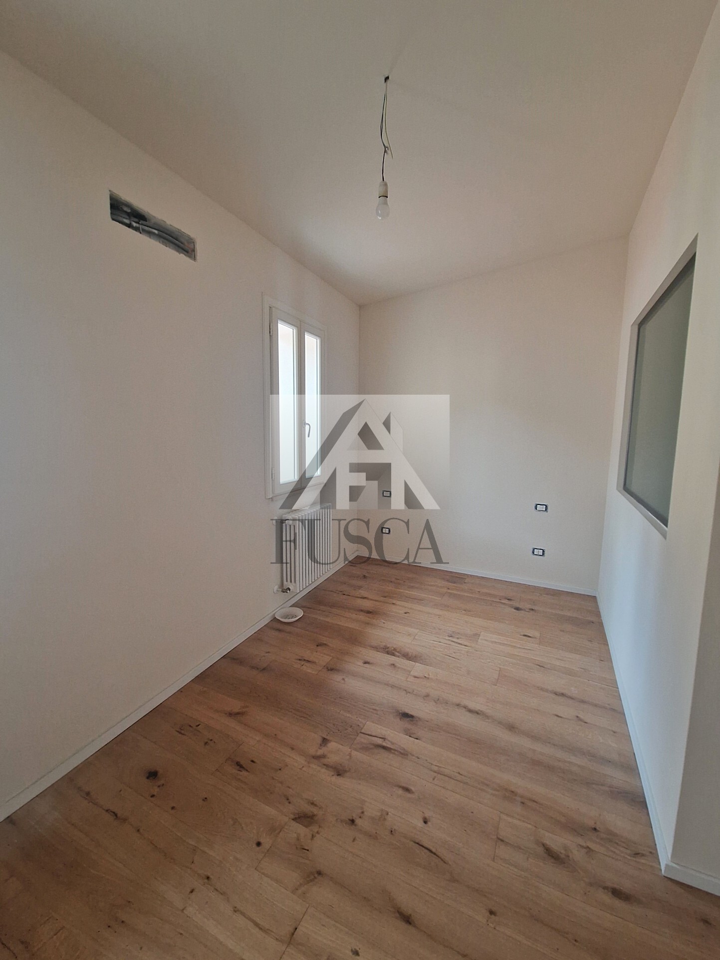 Immagine 15 di Pentalocale in vendita  in Via San Paolino a Lucca