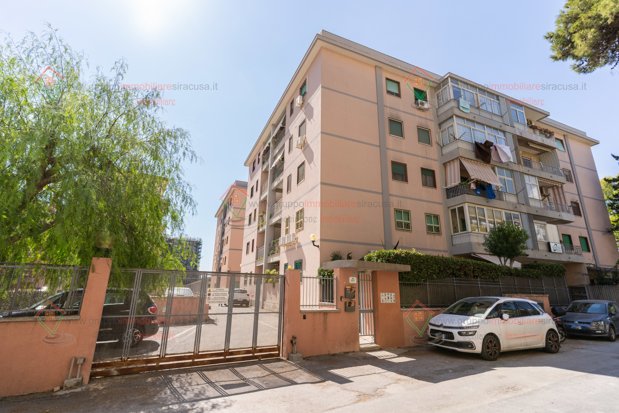 Immagine 2 di Pentalocale in vendita  a Siracusa