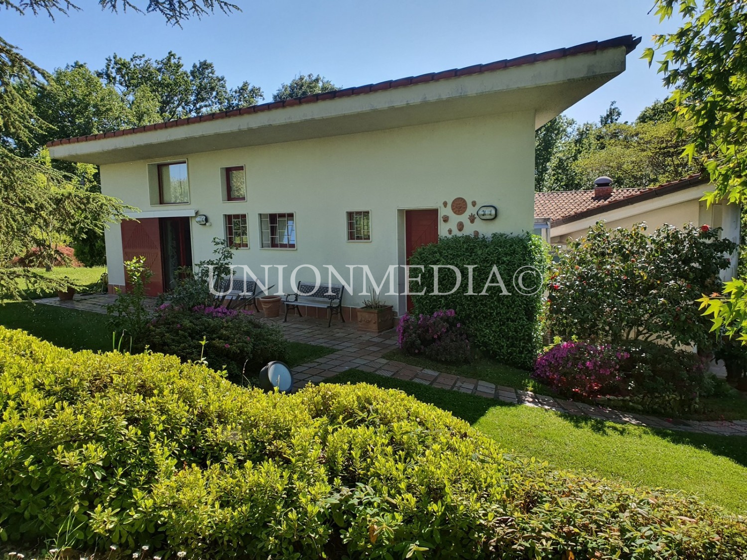 Immagine 7 di Villa in vendita  a Sarzana