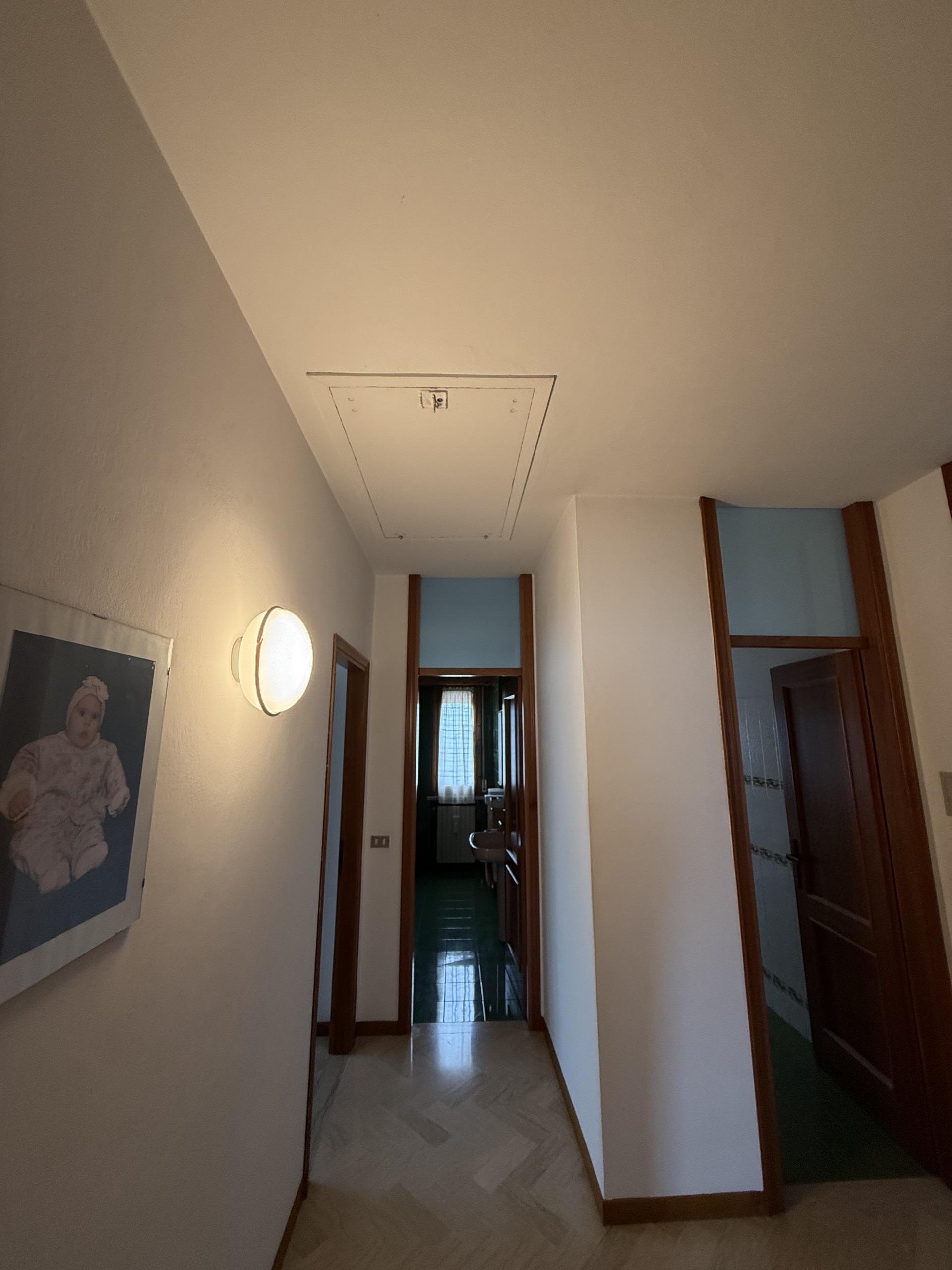 Immagine 52 di Pentalocale in vendita  in Via Busca 115 a Santarcangelo Di Romagna