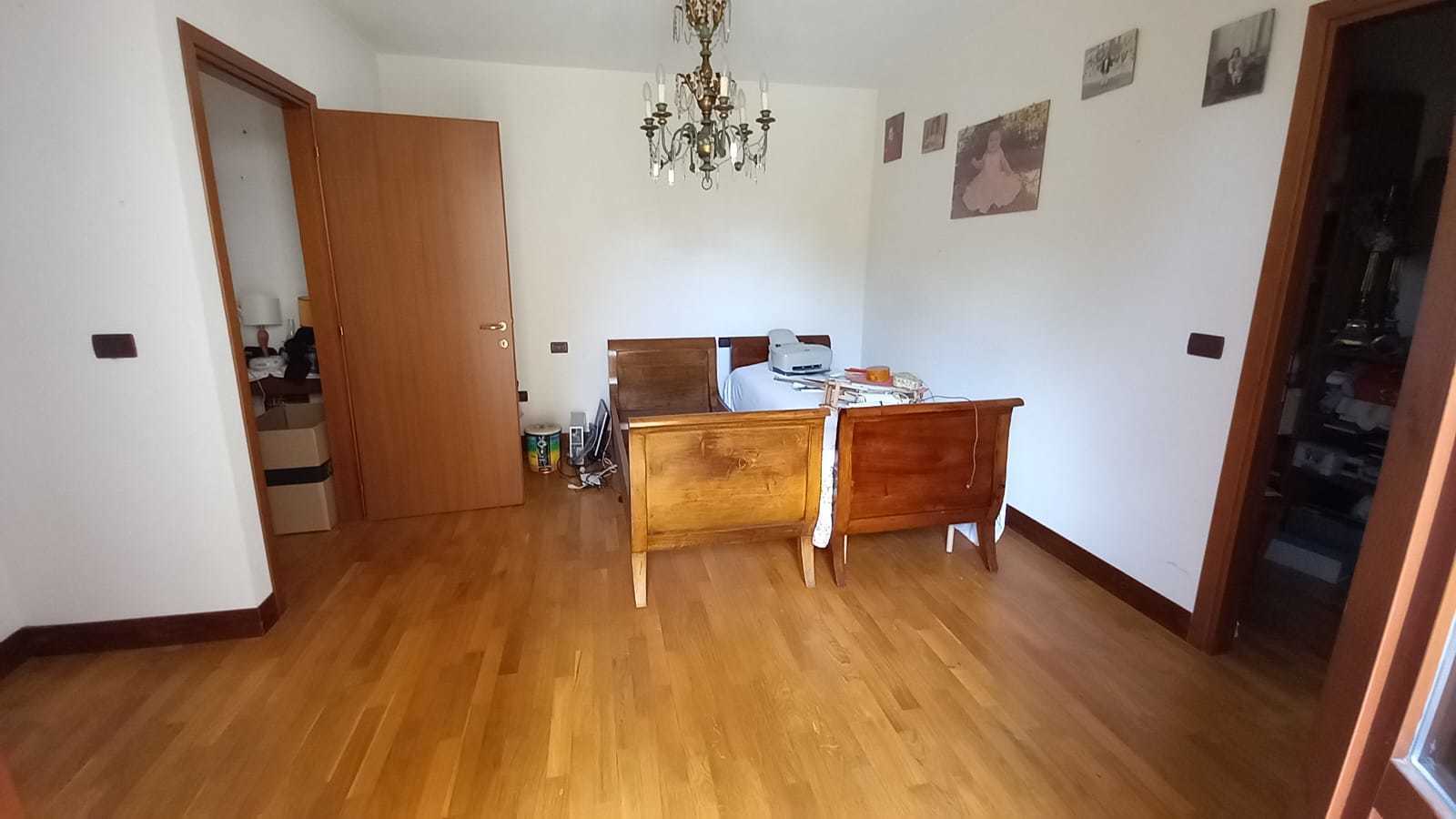 Immagine 23 di Quadrilocale in vendita  in Viale Angelo Battelli 24 a Novafeltria