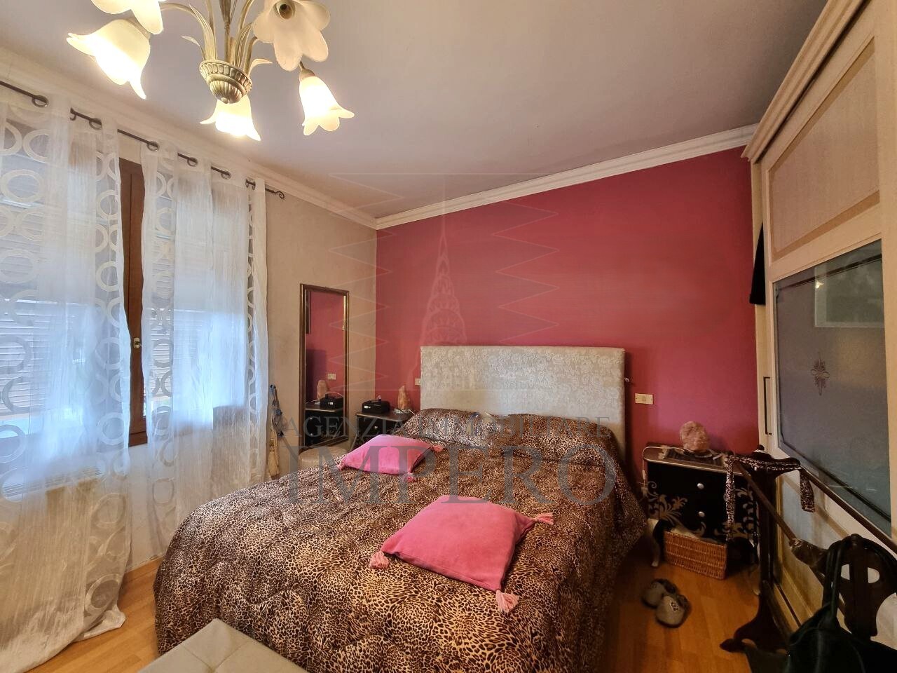 Immagine 10 di Casa indipendente in vendita  in Via Tamagna 25 a Ventimiglia