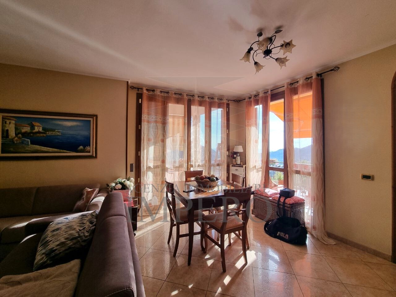 Immagine 5 di Casa indipendente in vendita  in Via Tamagna 25 a Ventimiglia