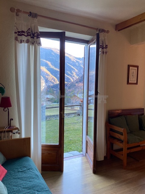 Immagine 14 di Trilocale in affitto  a Pre'-Saint-Didier