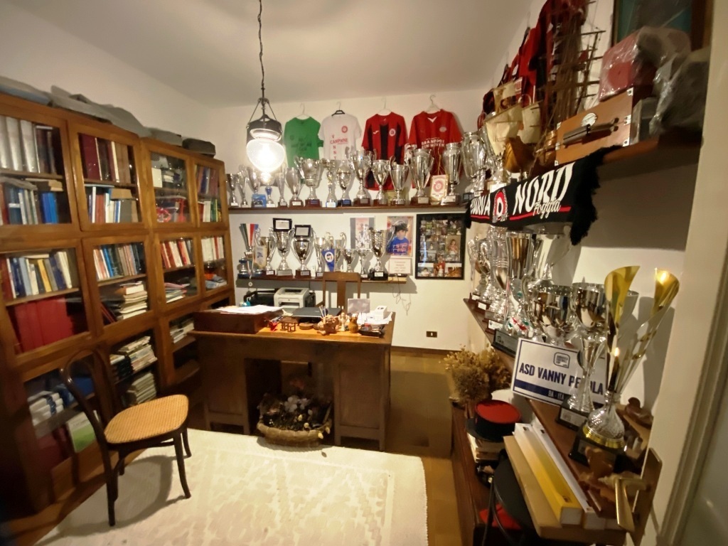 Immagine 18 di Villa in vendita  in Corso Alcide de Gasperi 376 a Bari