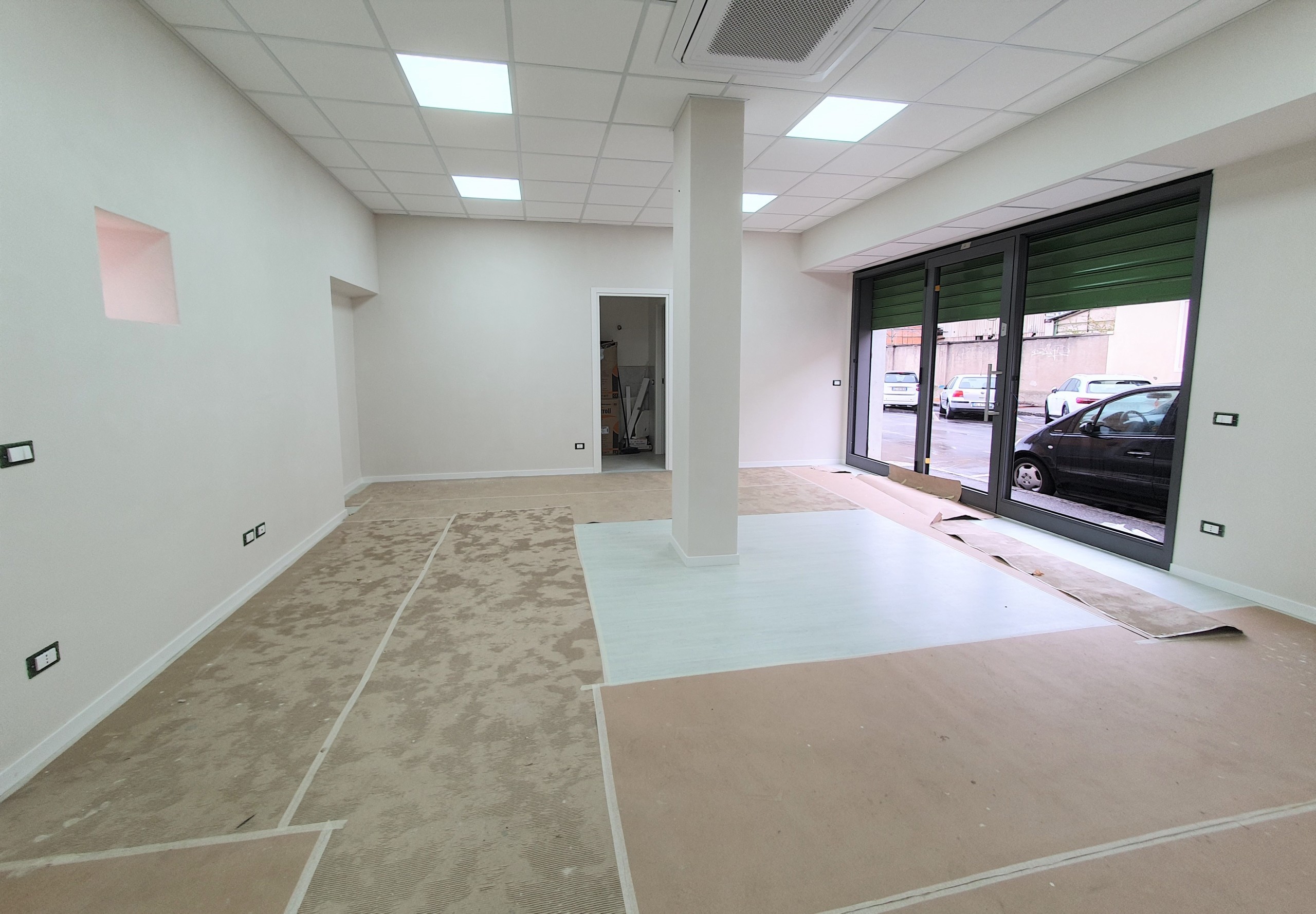 Immagine 4 di Ufficio in vendita  in TRAV. VIA MILANO a Brescia