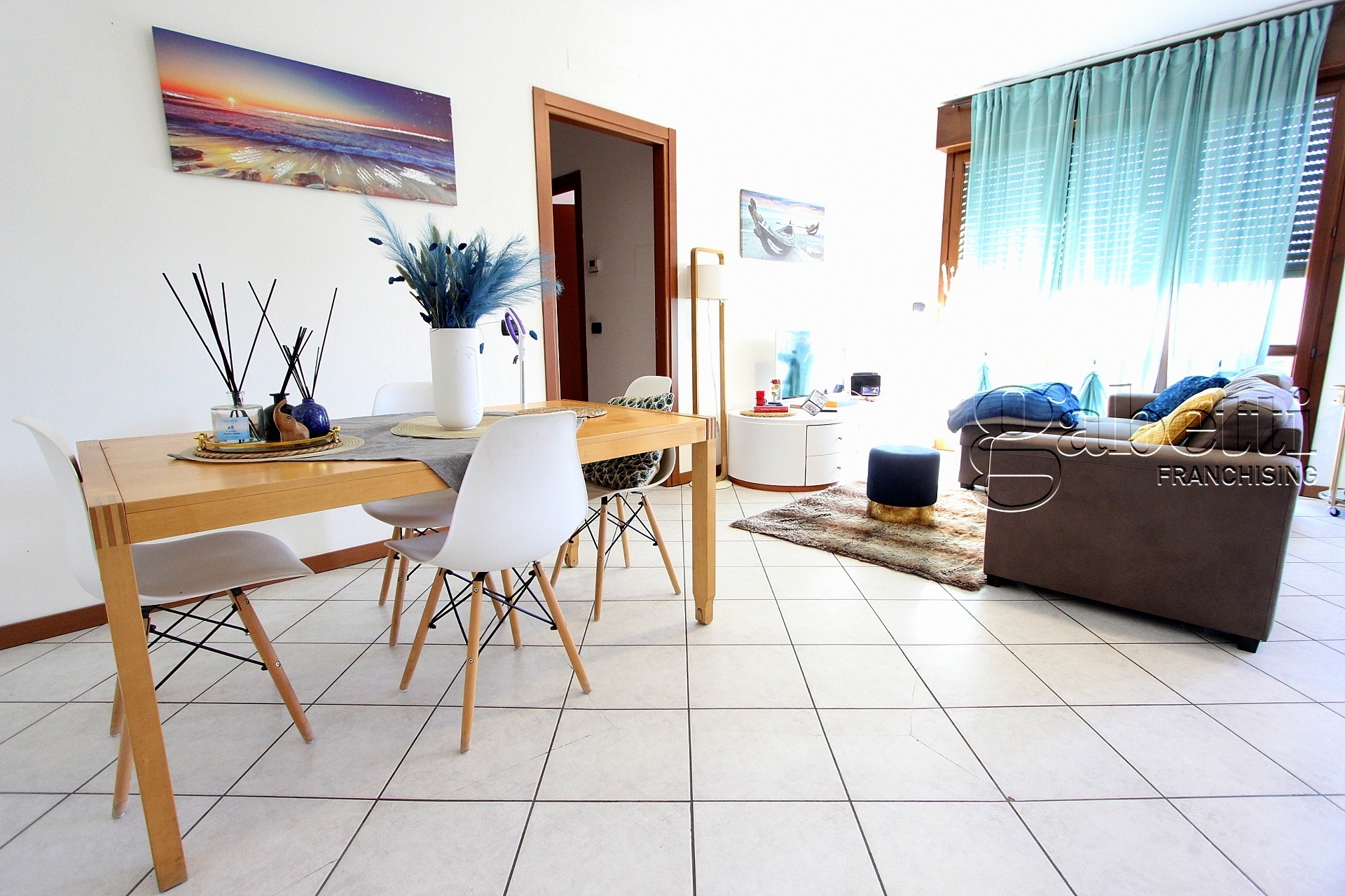 Immagine 2 di Trilocale in vendita  in giacomo leopardi a Lainate