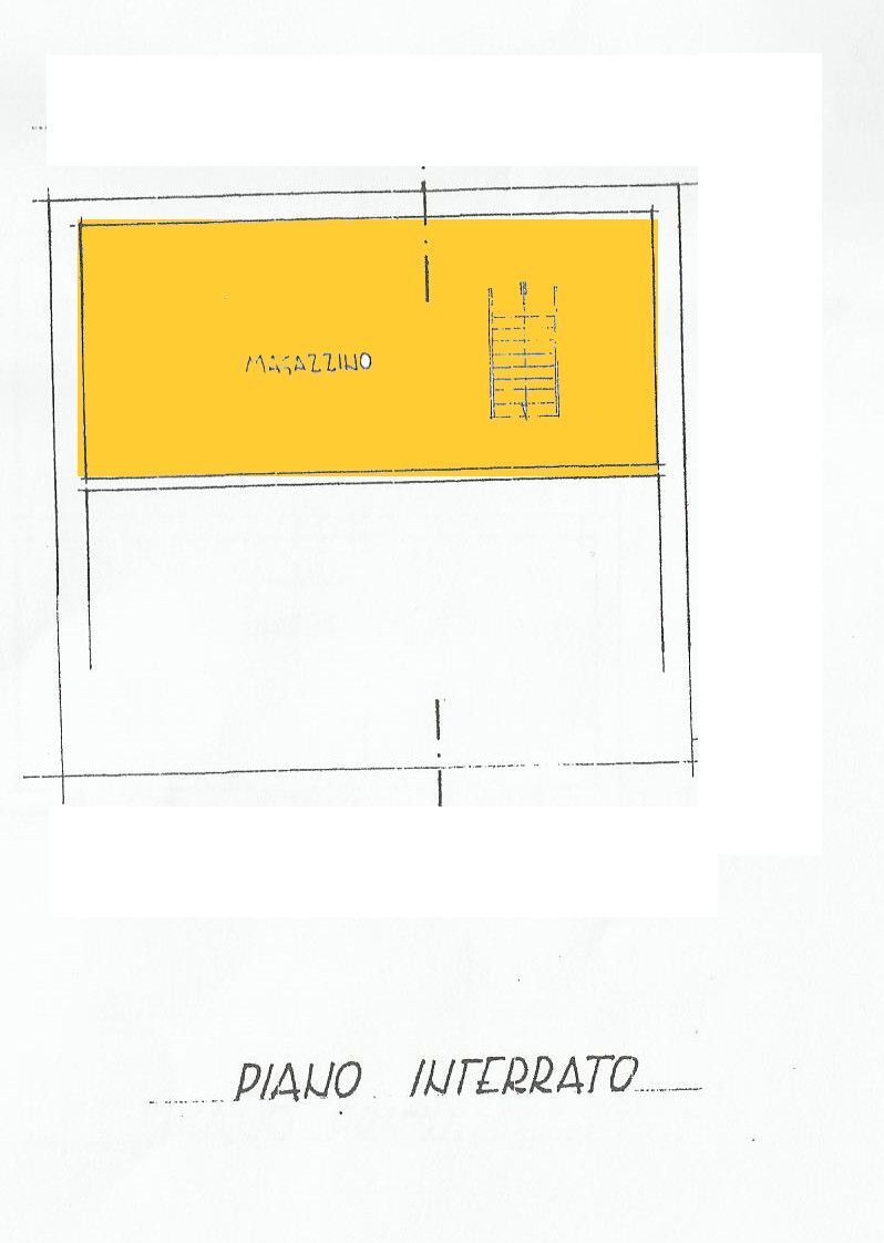 Immagine 14 di Capannone industriale in affitto  in Via Sarzanese 533 a Lucca