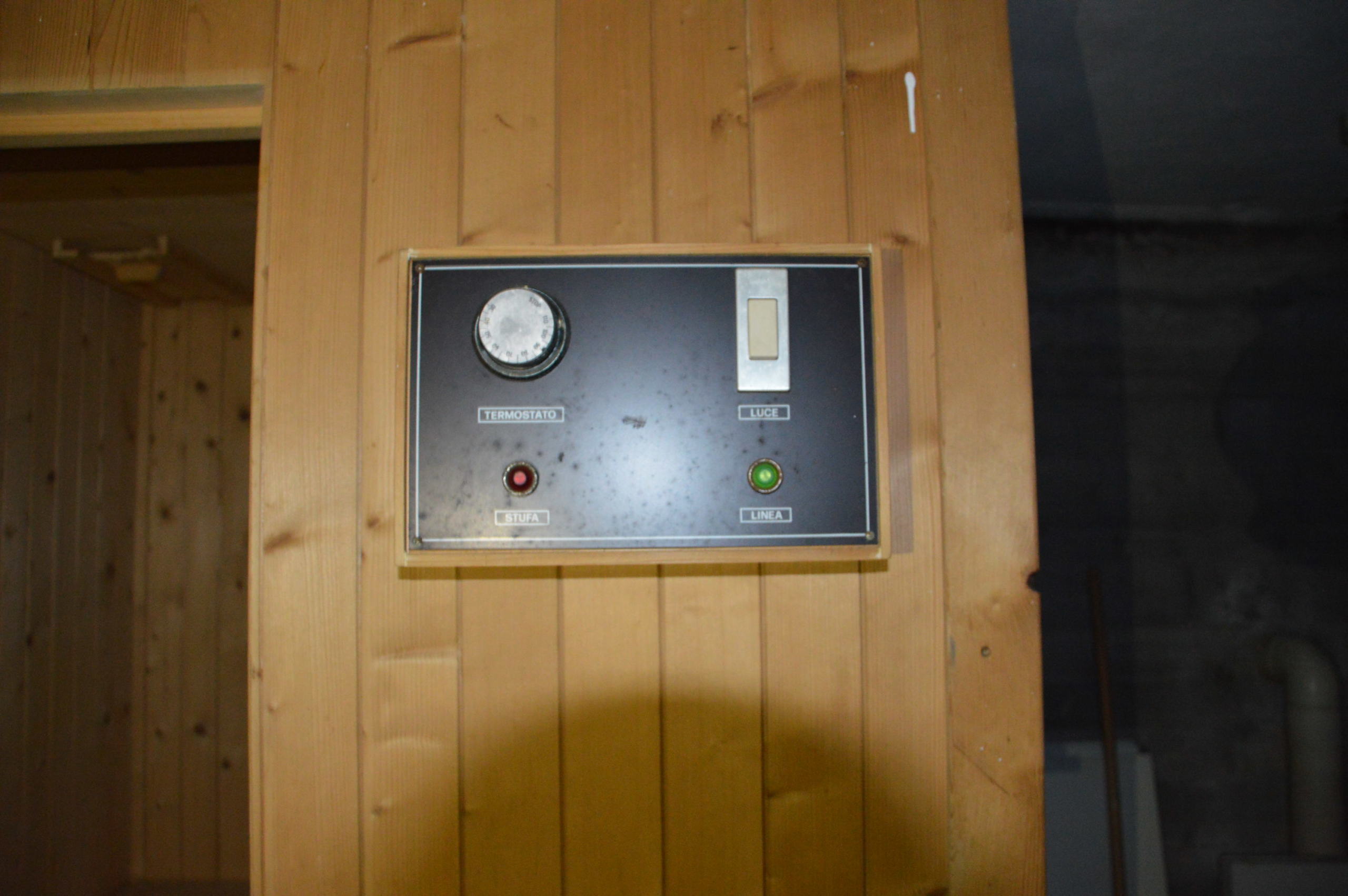 Immagine 57 di Villa in vendita  in Via della Chiesa XXIV a Lucca