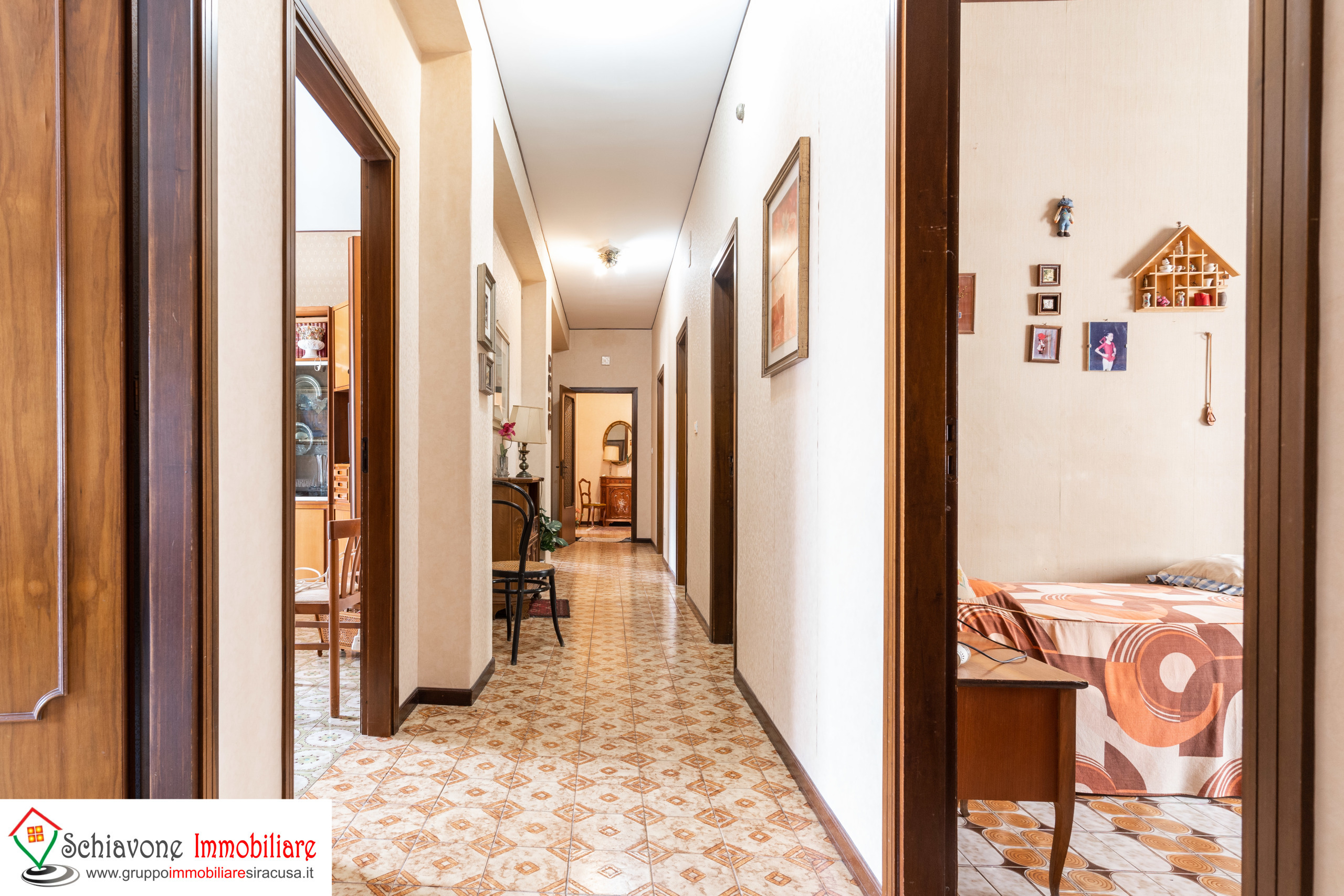 Immagine 8 di Appartamento in vendita  a Siracusa