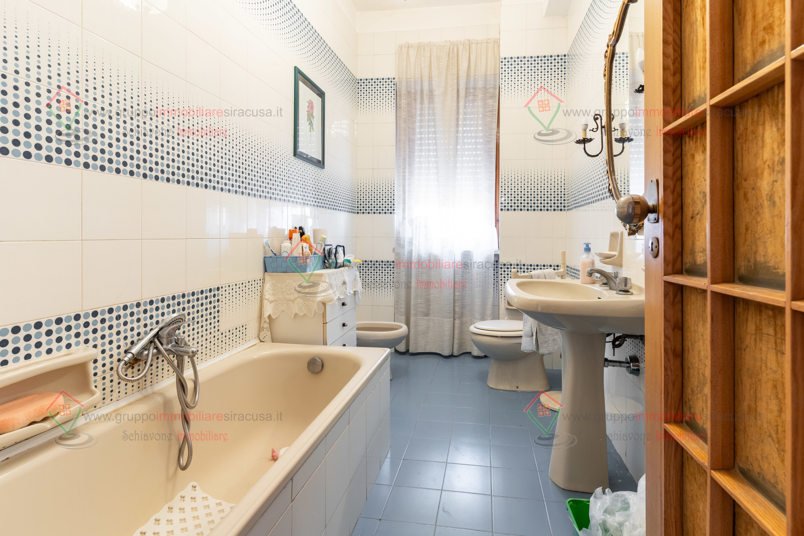 Immagine 17 di Attico in vendita  a Siracusa