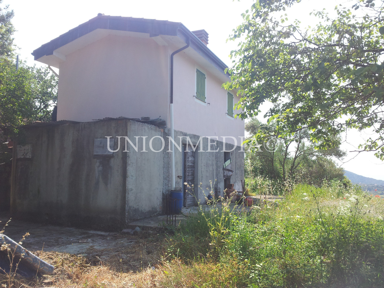 Immagine 30 di Rustico / casale in vendita  in via carignano a Fosdinovo