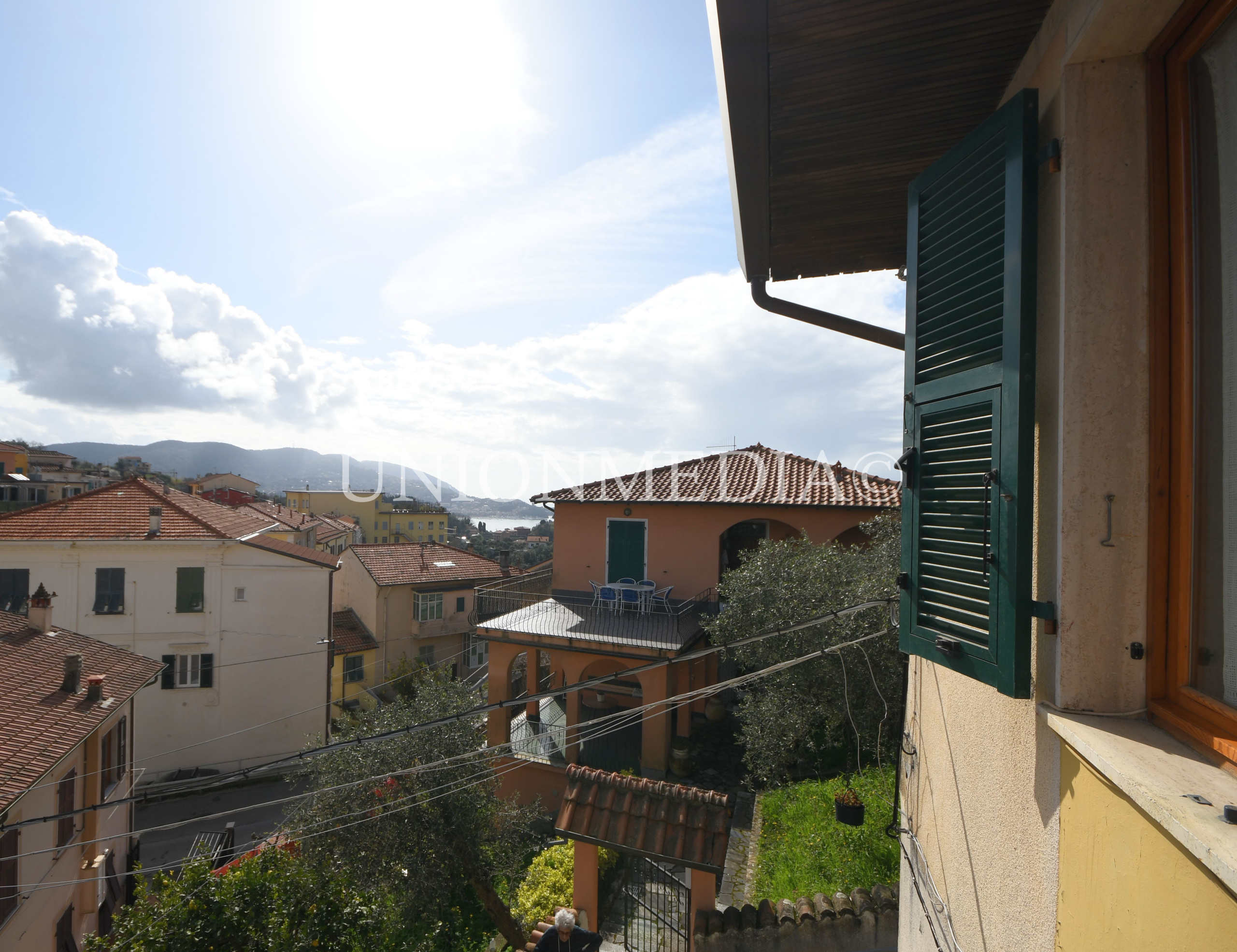 Immagine 30 di Porzione di casa in vendita  in Via Umberto Biancamano 88 a La Spezia