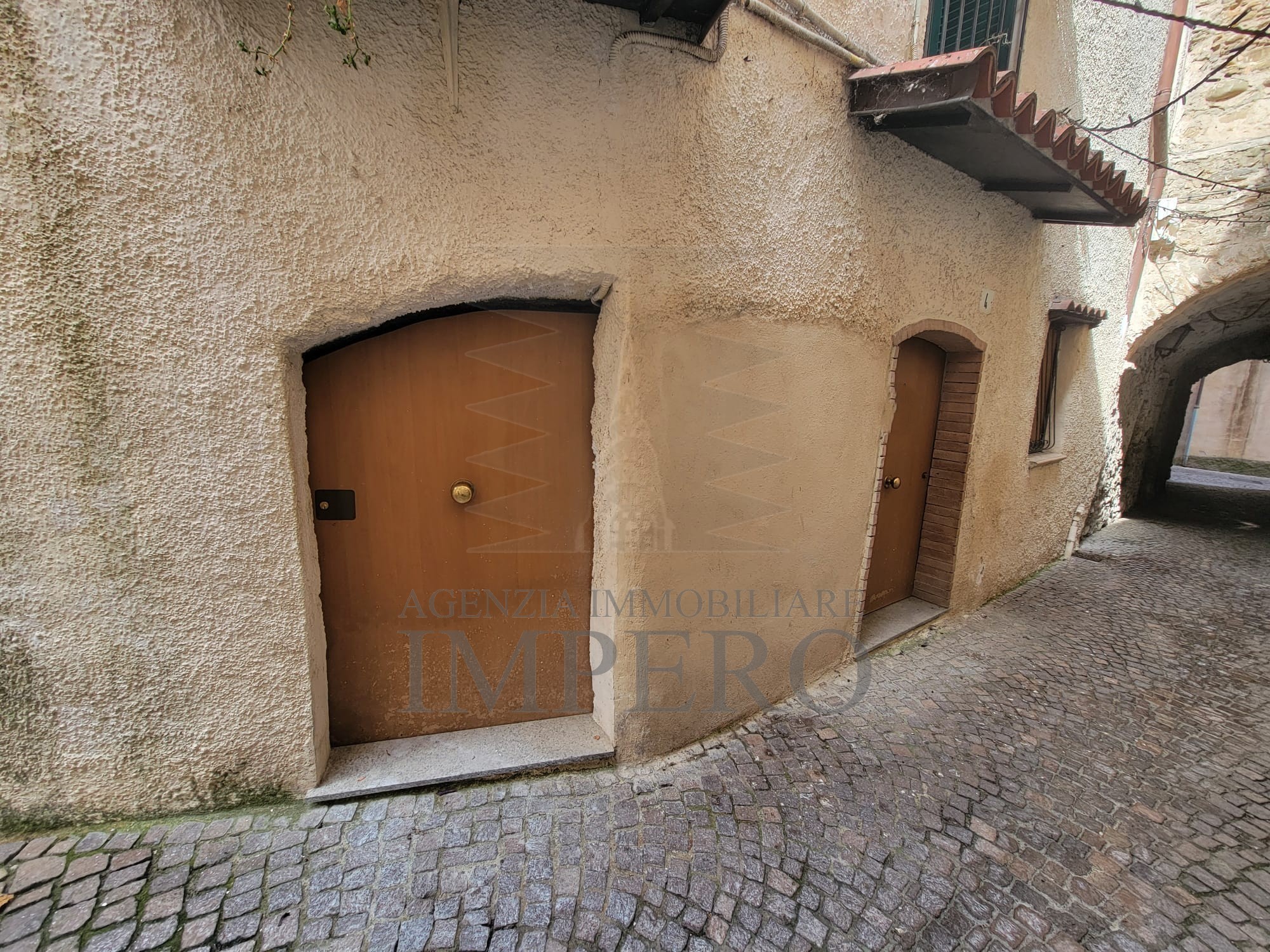 Immagine 4 di Trilocale in vendita  in vicolo orsini 6 a Camporosso