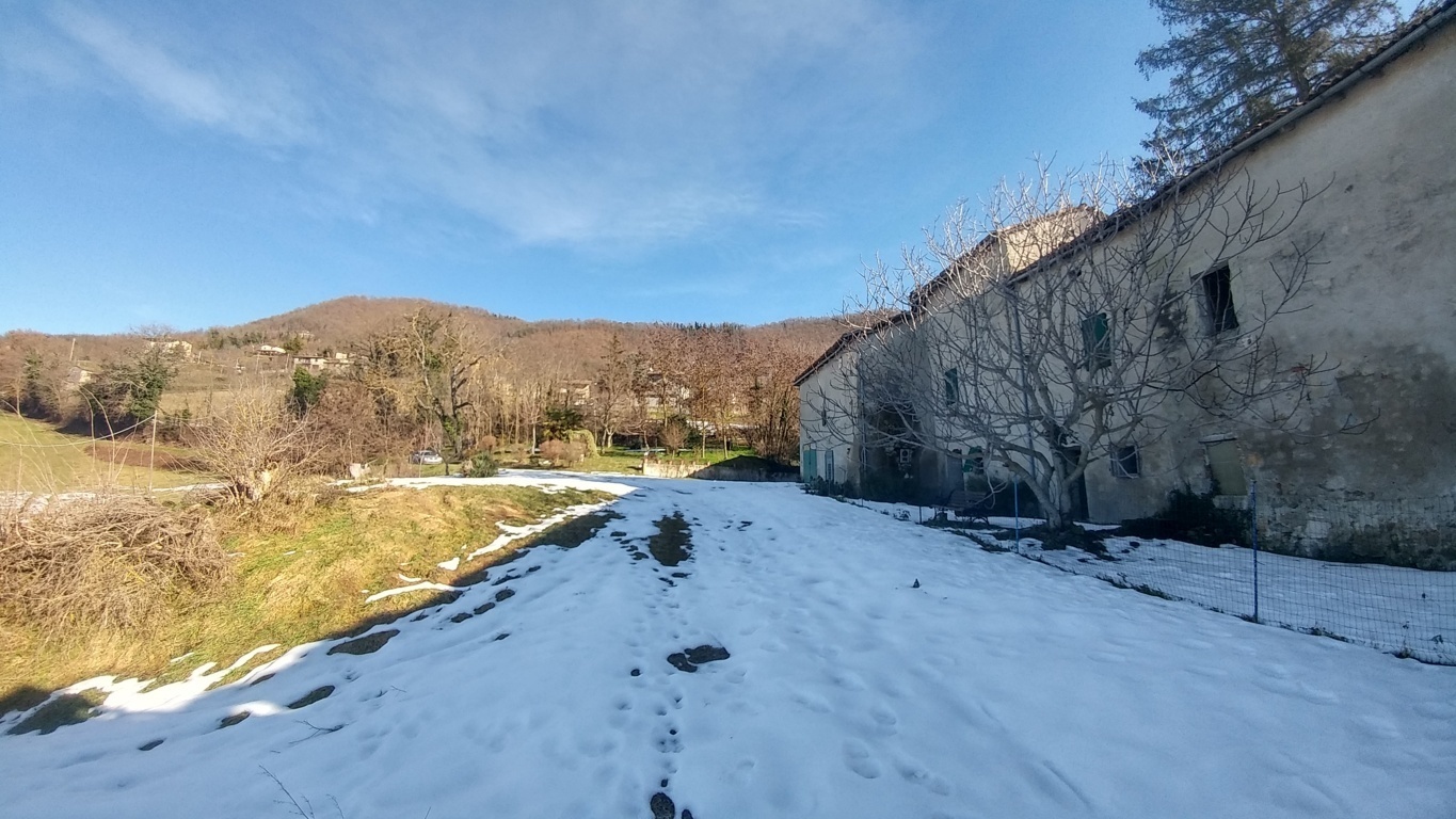 Immagine 35 di Rustico / casale in vendita  a Zocca