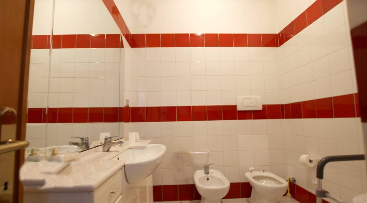 Immagine 9 di Villetta a schiera in vendita  in SS3 1240 a Terni